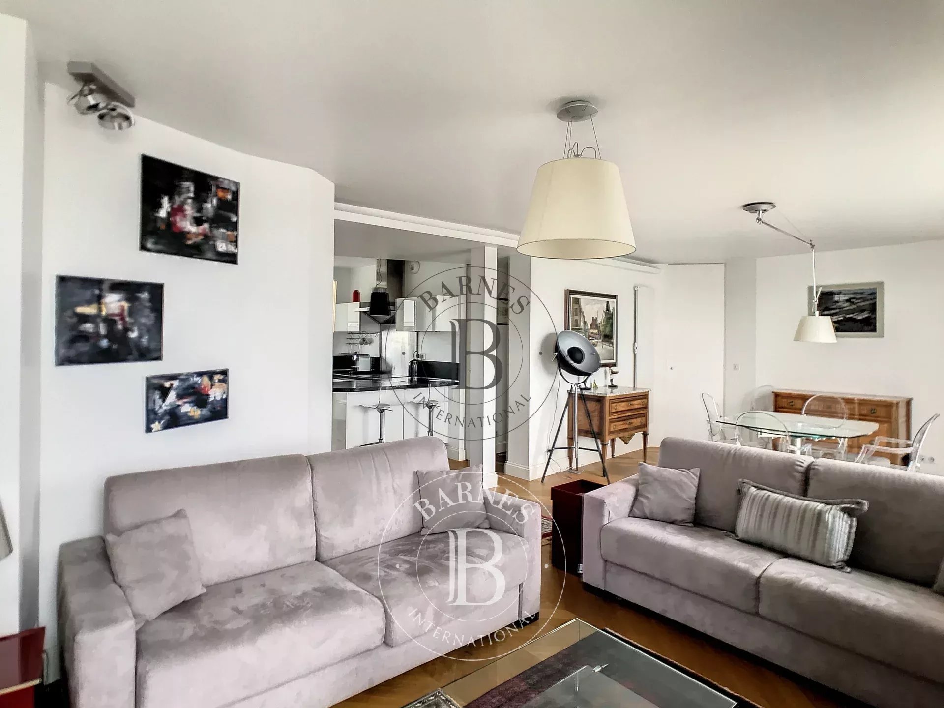 Daire Paris 8ème - picture 5