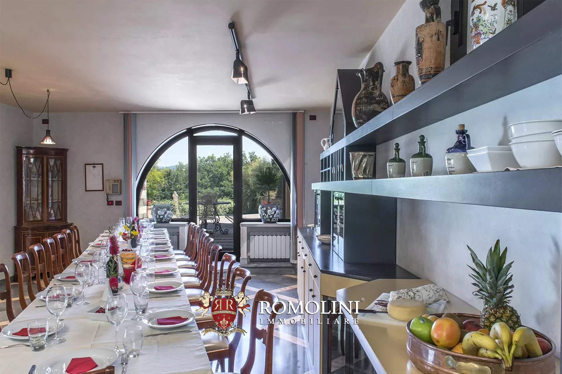 10 Bedroom Villa/Townhouse's Image 26