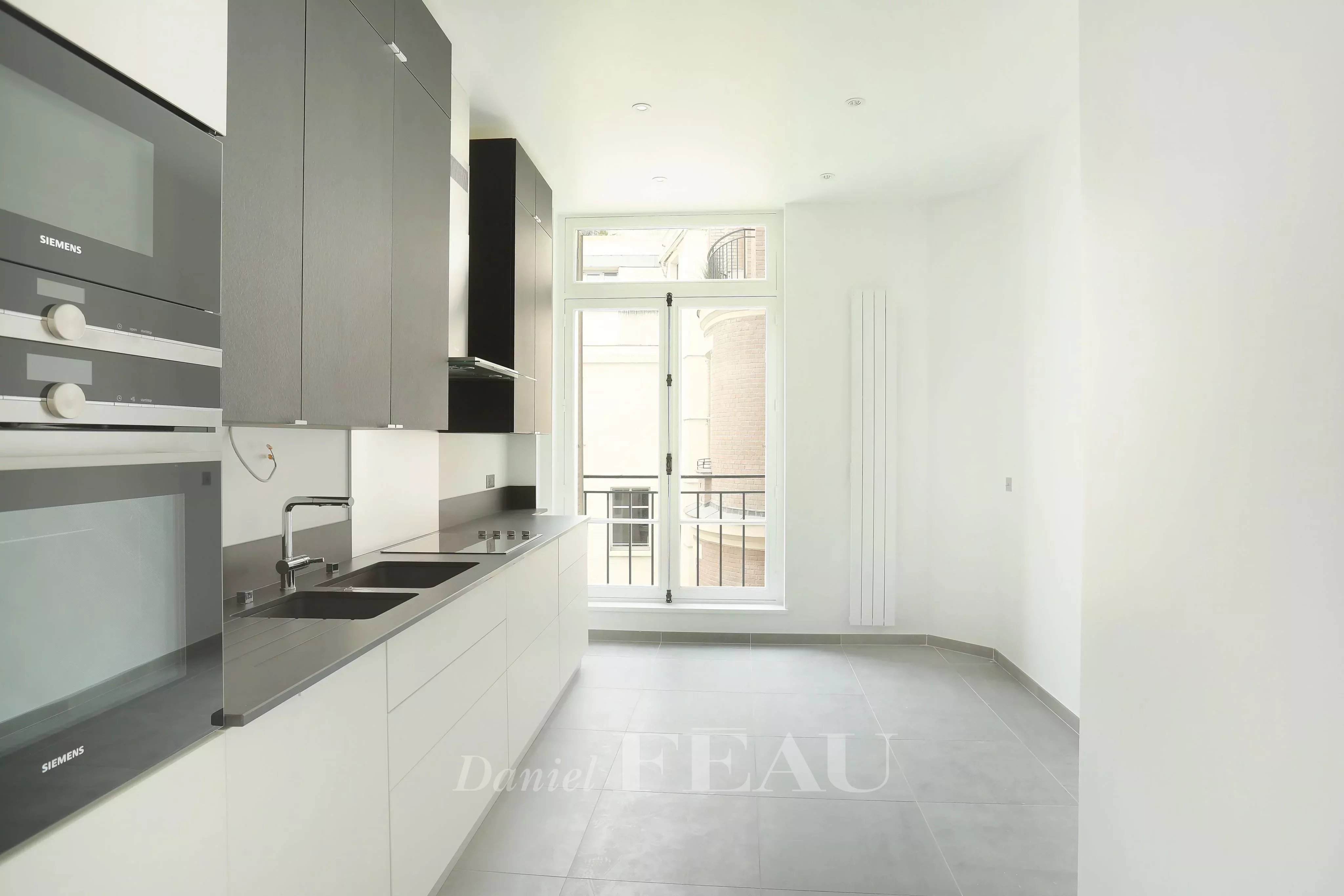 Rental Apartment Paris 8th