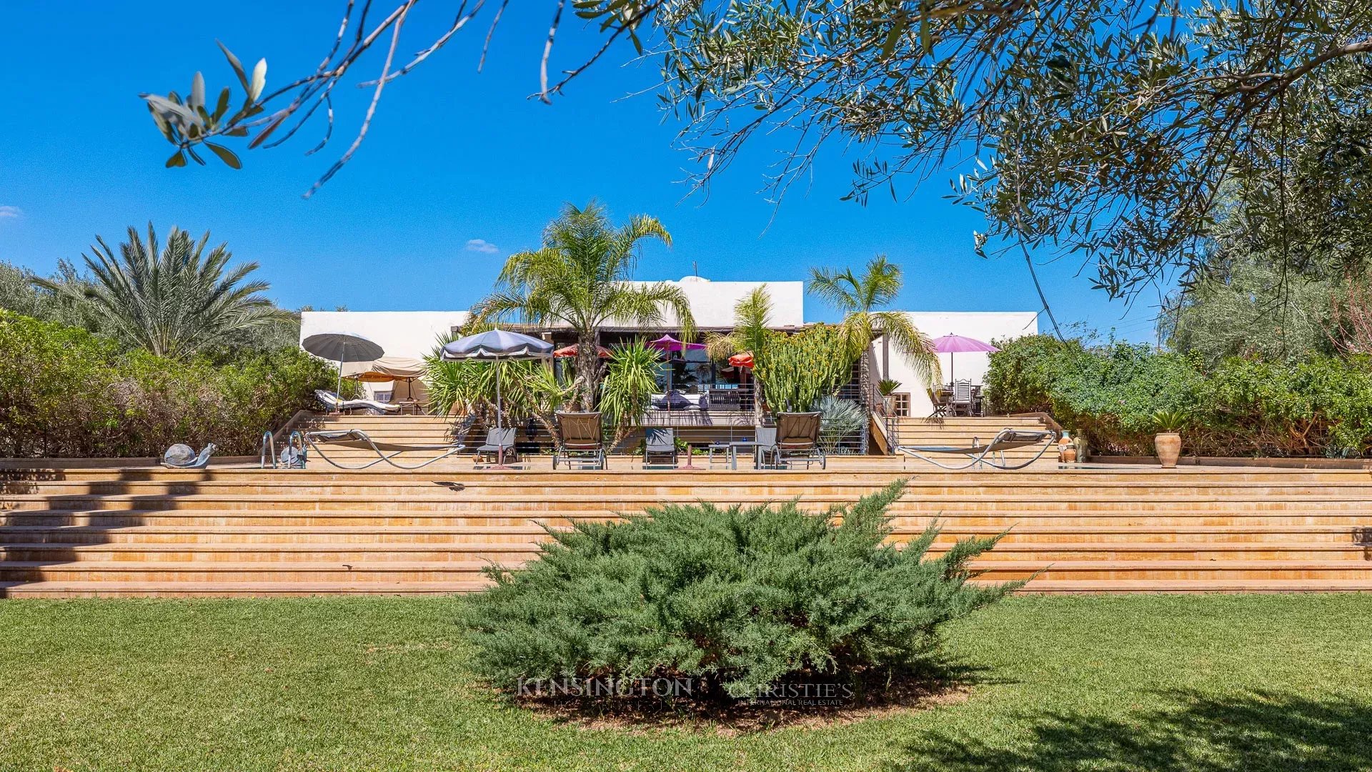 5 Bedroom Villa/Townhouse's Image 23