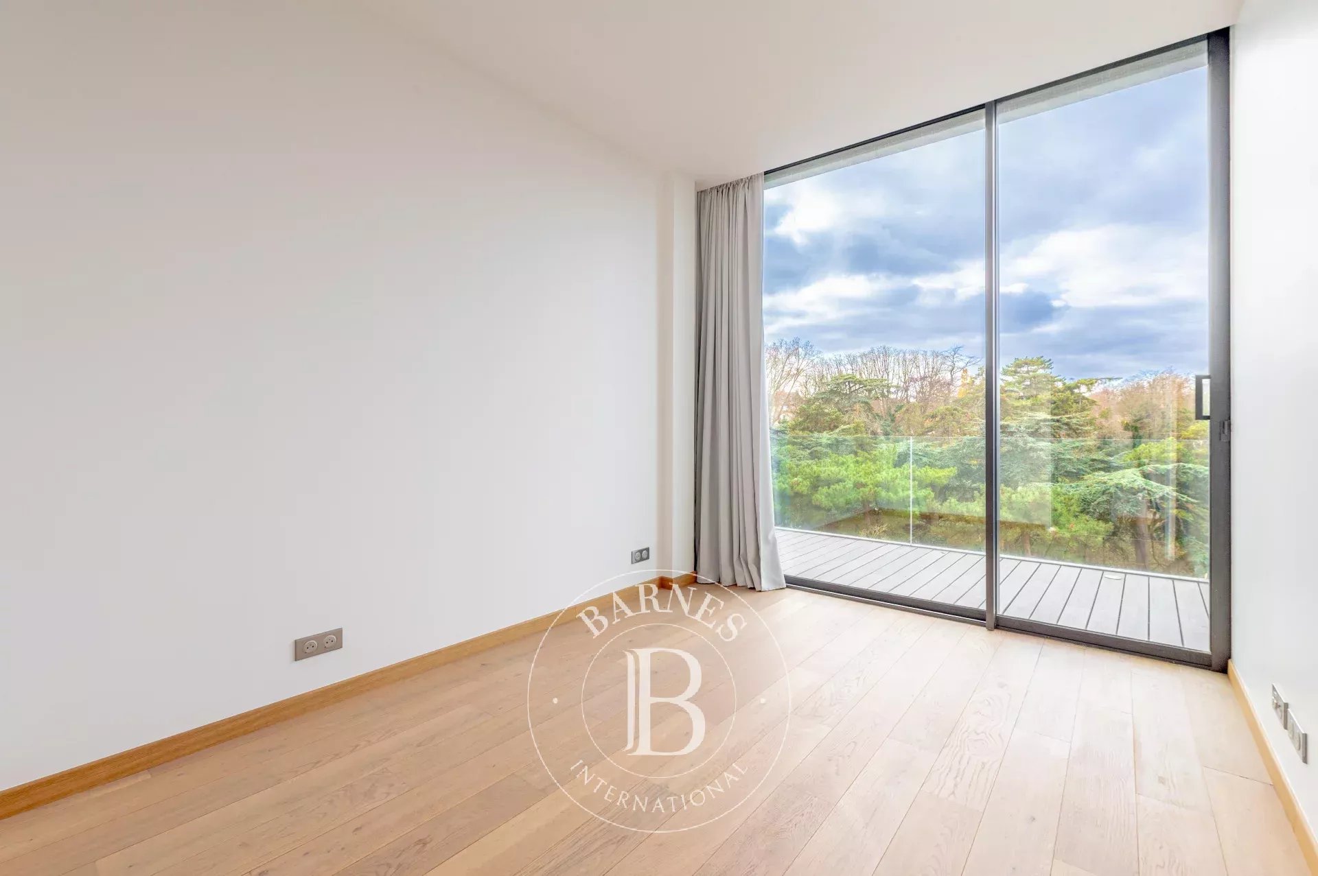 Paris  - Apartment 3 Bedrooms - picture 10