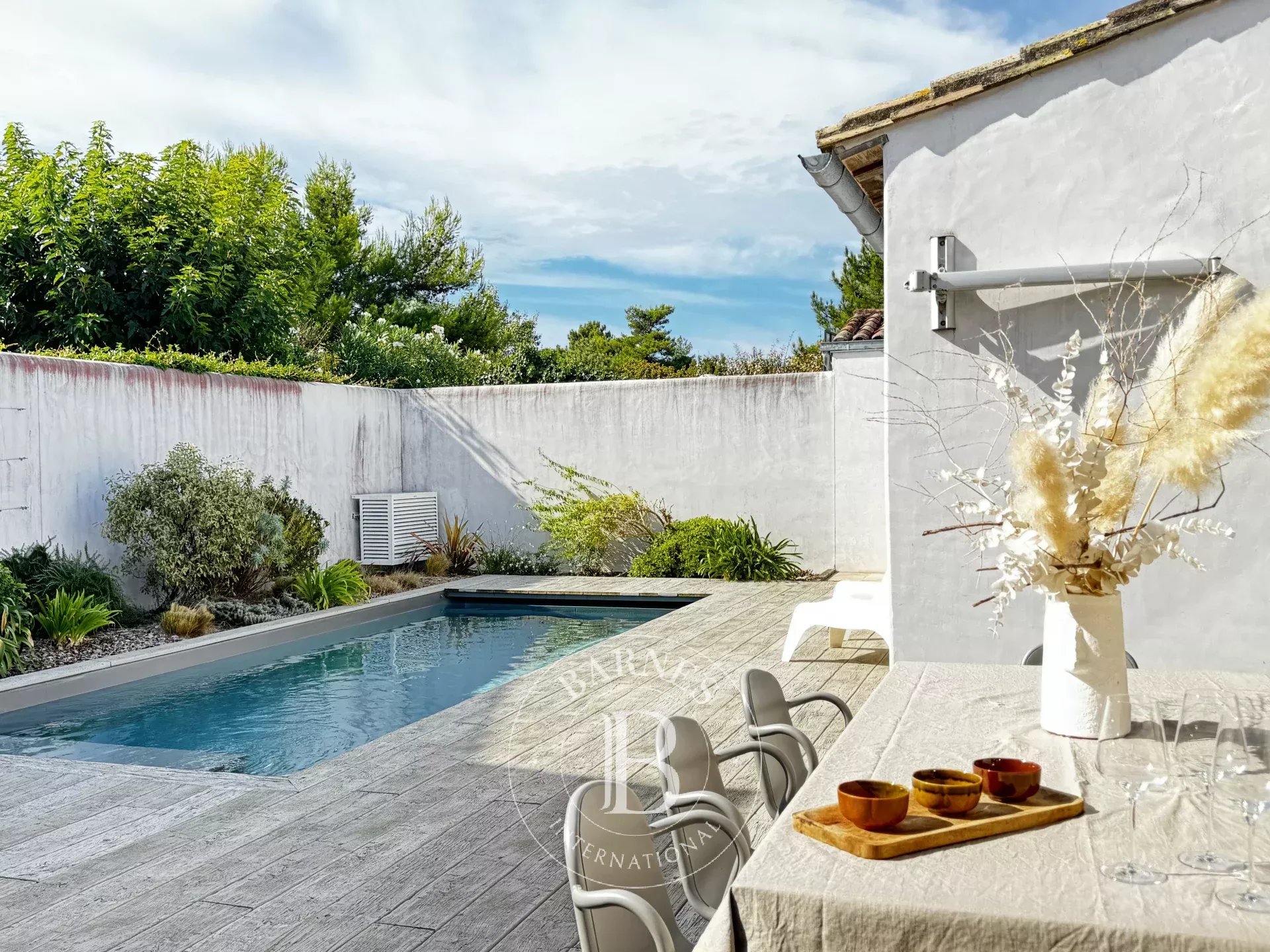 Maison Saint-Clément-des-Baleines  -  ref 87304390 (picture 1)