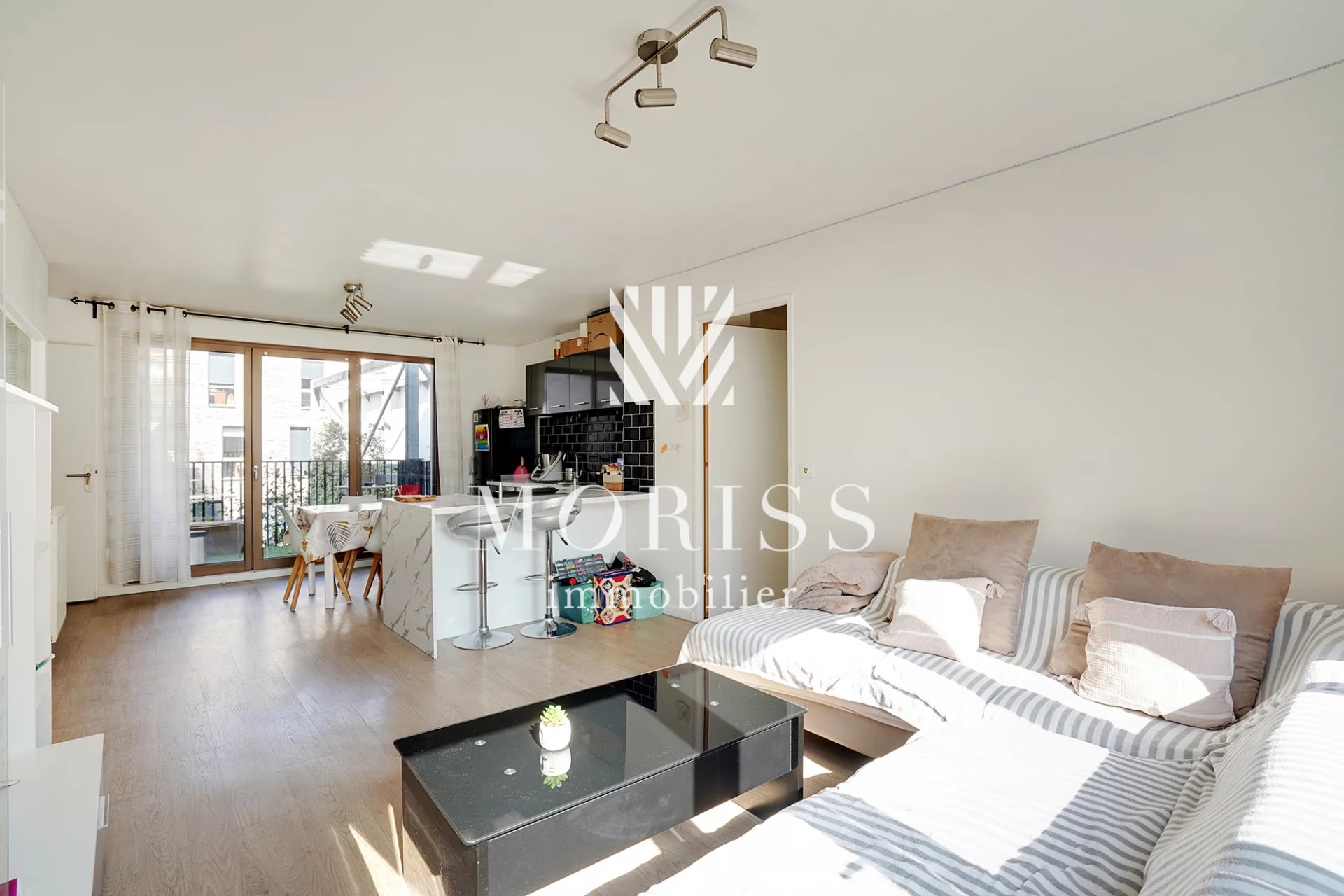 APPARTEMENT BALCON / 4 PIÈCES / 80M2 / RUE DES CARMÉLITES - SAIN - Image Array