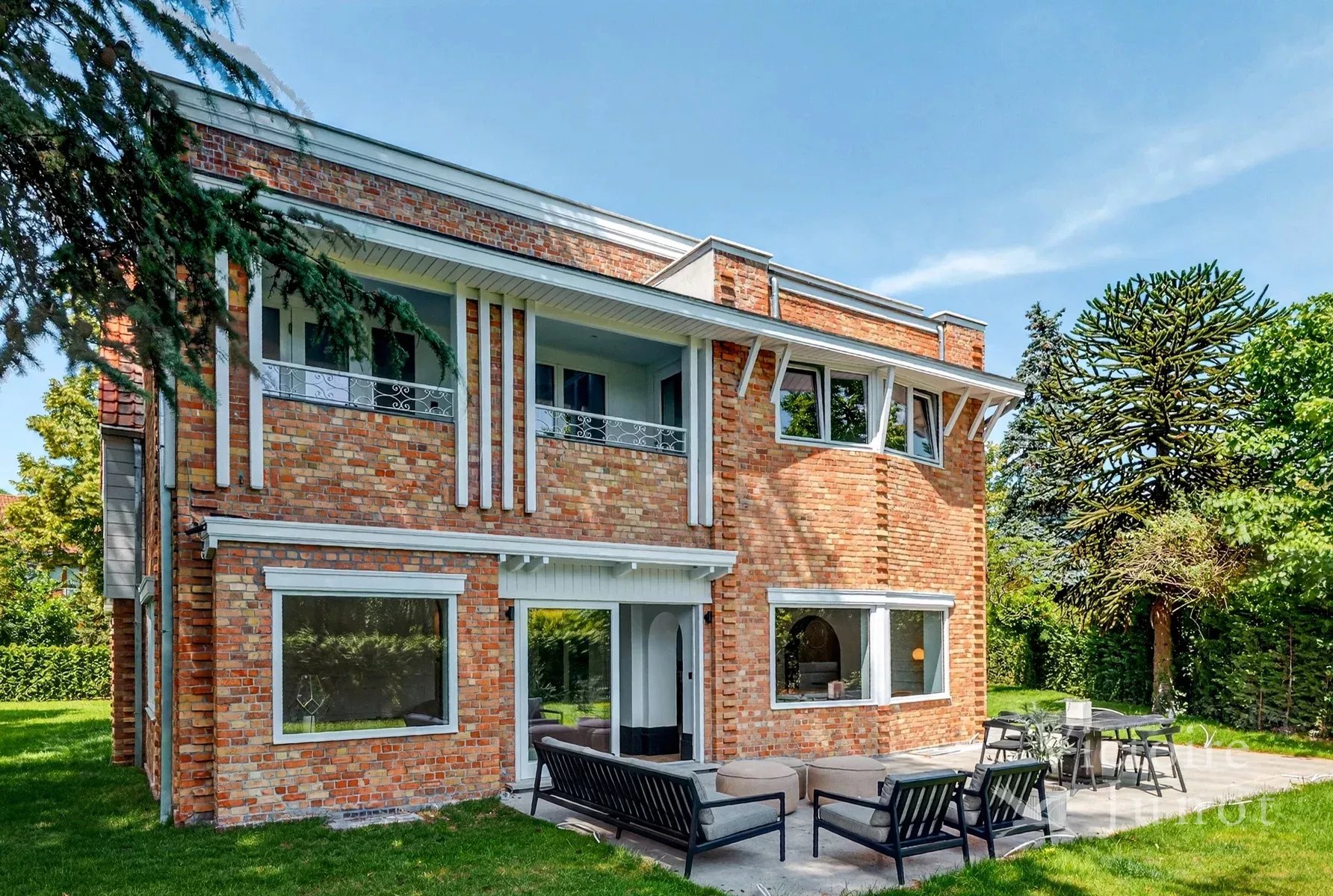 House SALE à Uccle