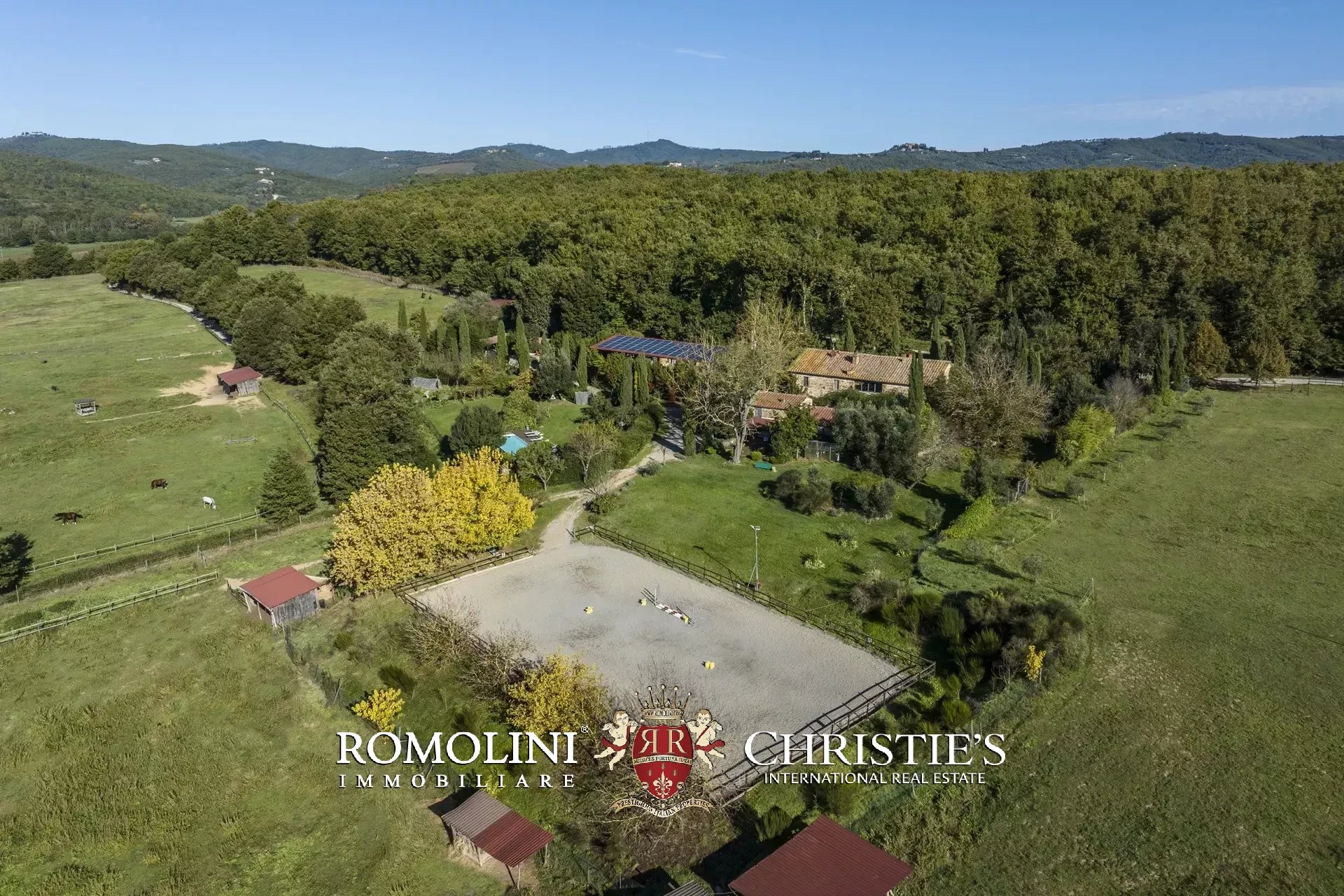 9 Bedroom Horse Property's Image 3