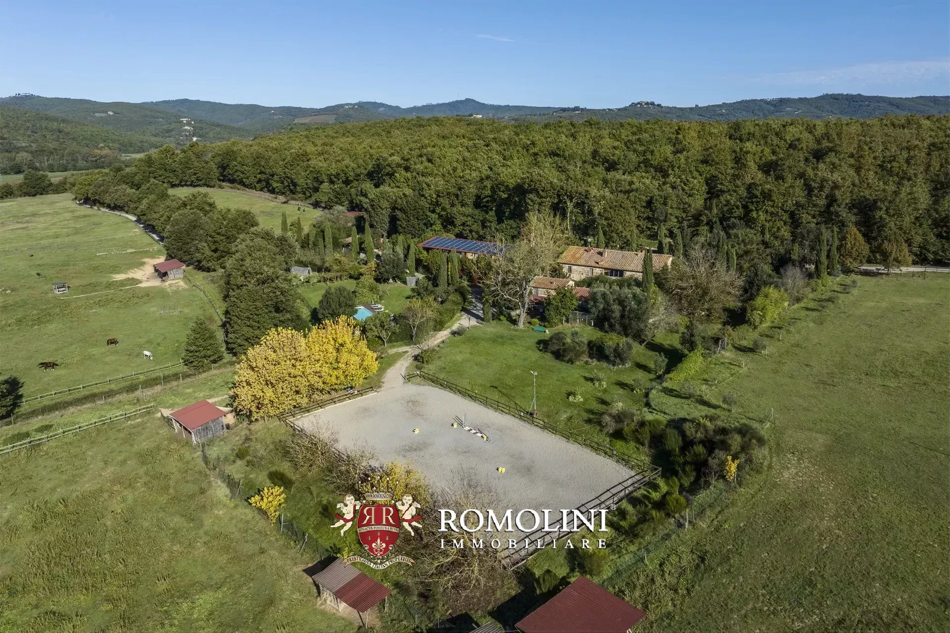 9 Bedroom Horse Property's Image 3