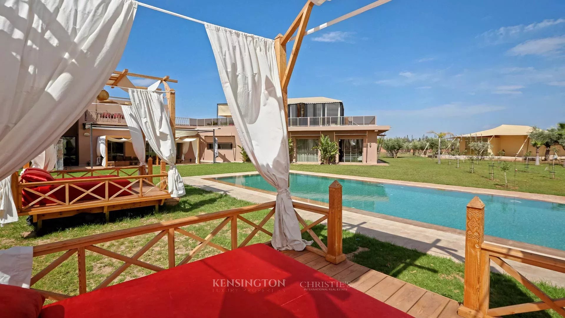7 Bedroom Villa/Townhouse's Image 43