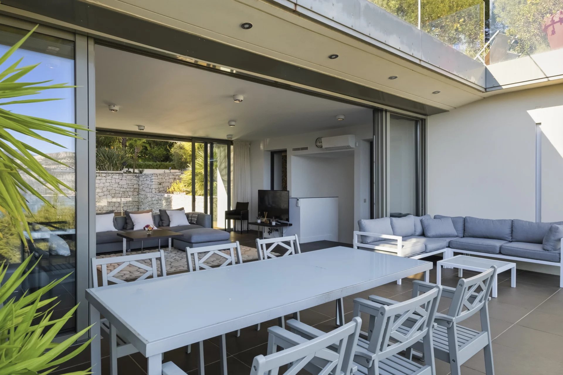 Modern 5-bedroom villa with open views and pool