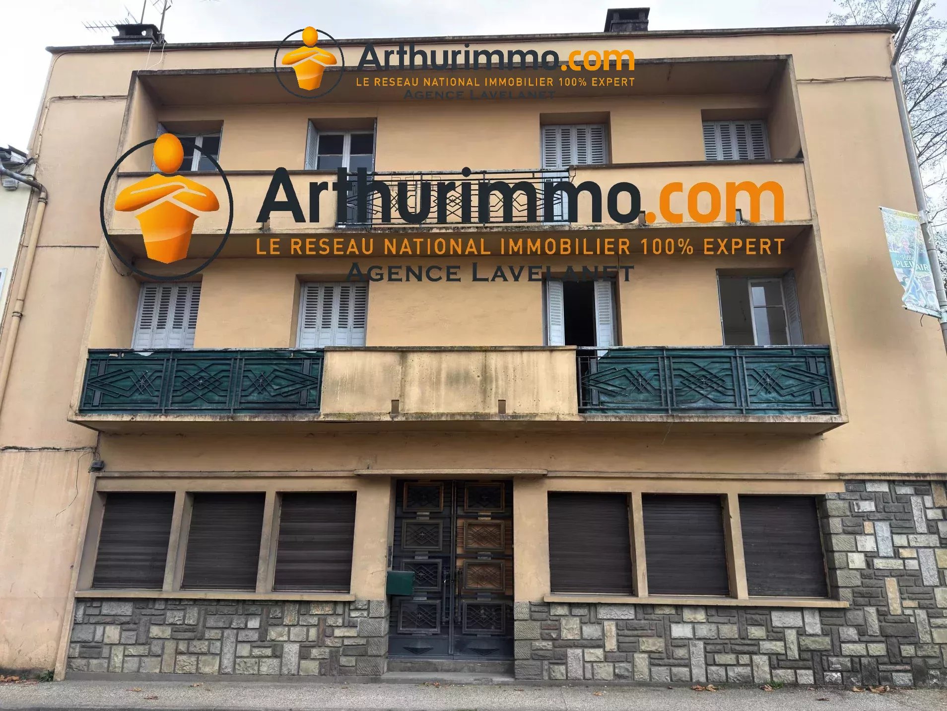 Agence immobilière de 