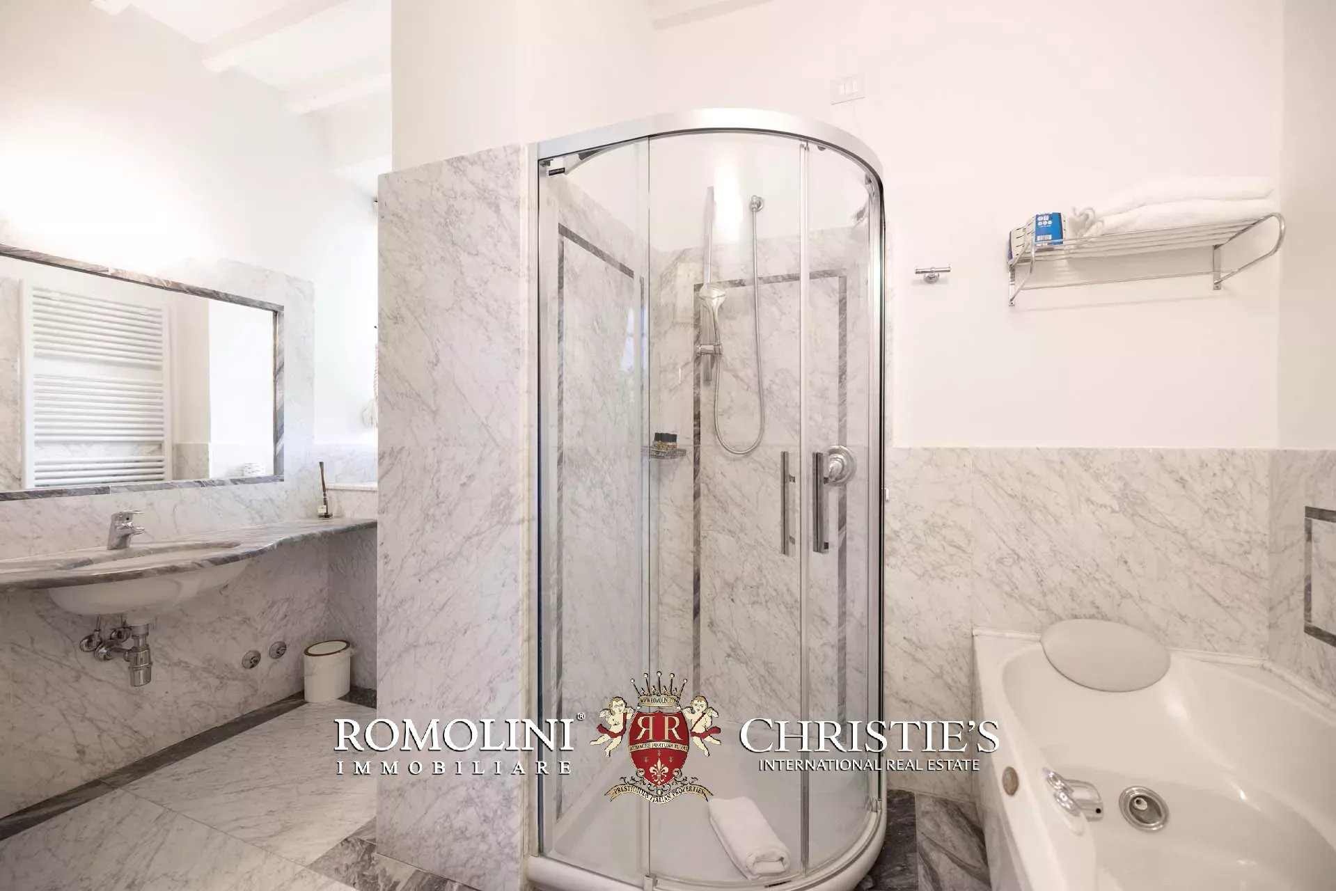 37 Bedroom Villa/Townhouse's Image 64