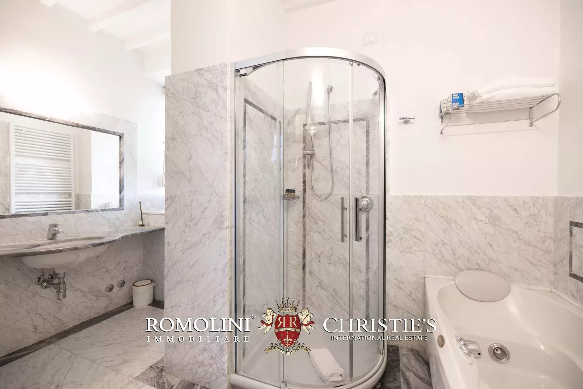 37 Bedroom Villa/Townhouse's Image 64