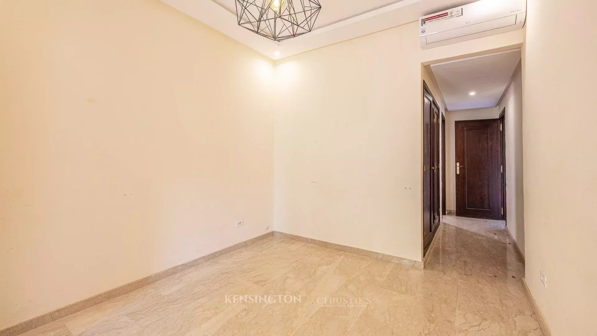 3 Bedroom Villa/Townhouse's Image 19