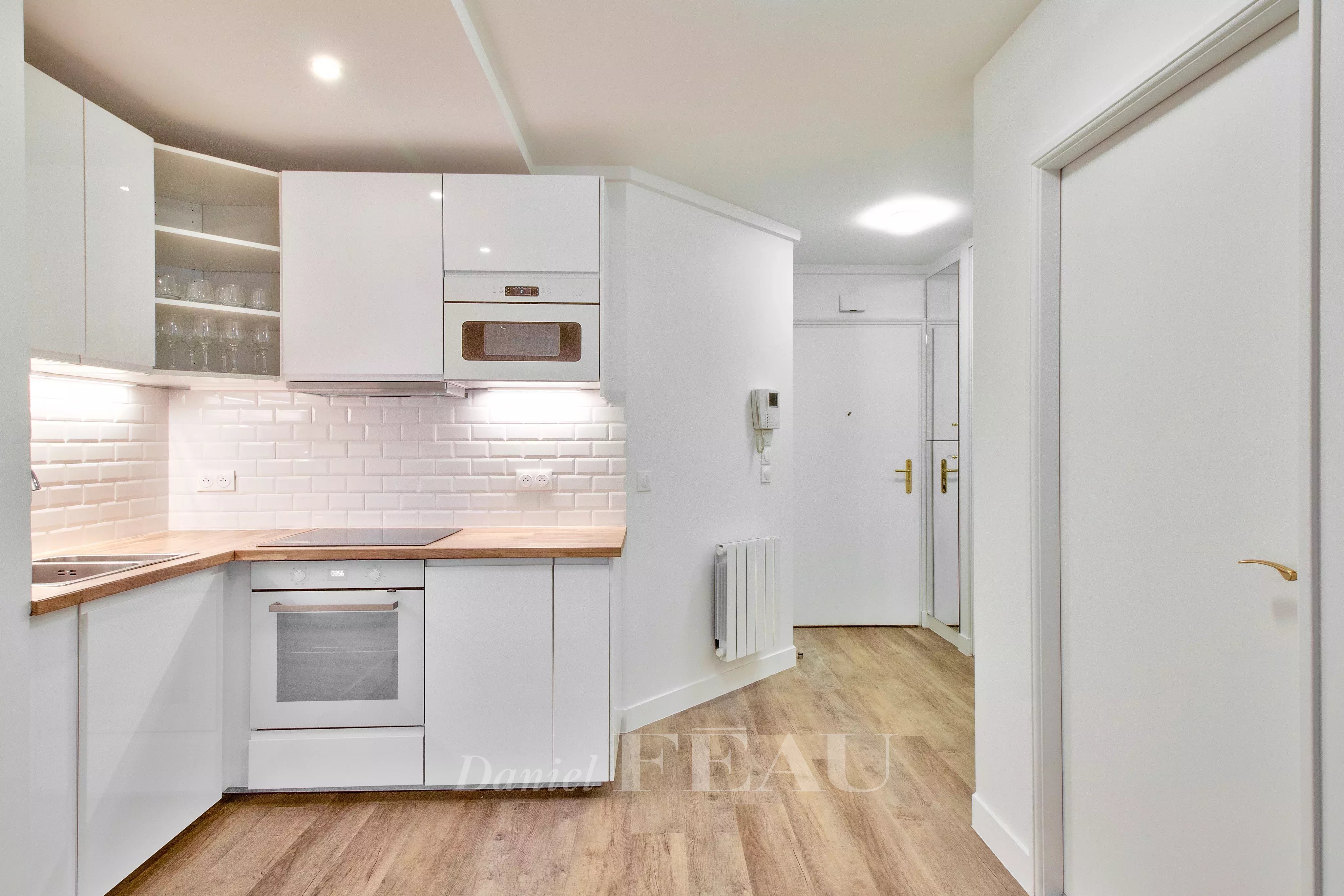 Rental Apartment Paris 17th