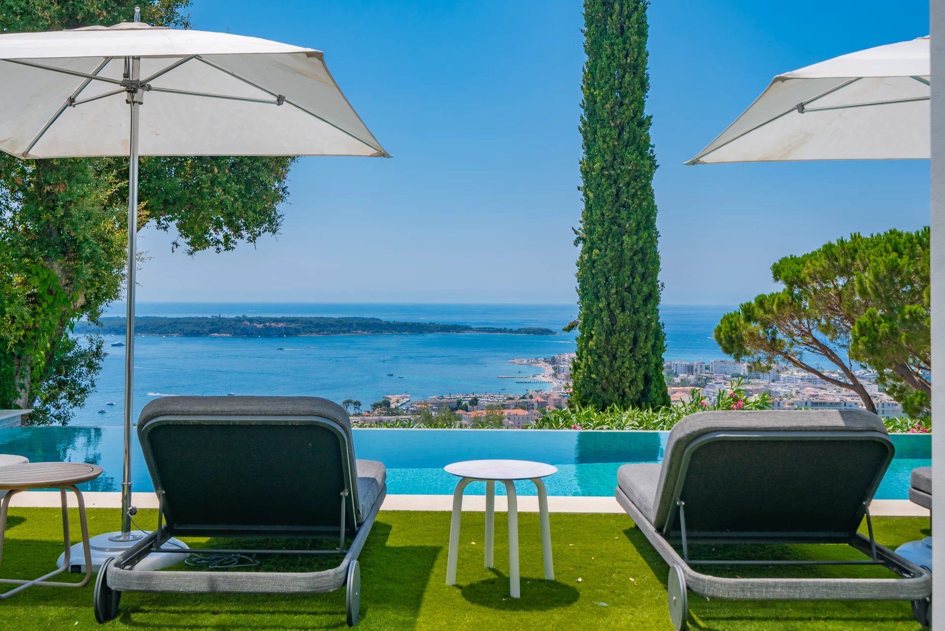 Maison à louer, 9 pièces, Cannes