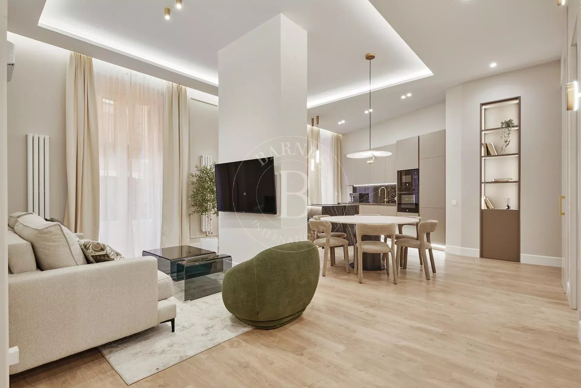 Daire Madrid - picture 12