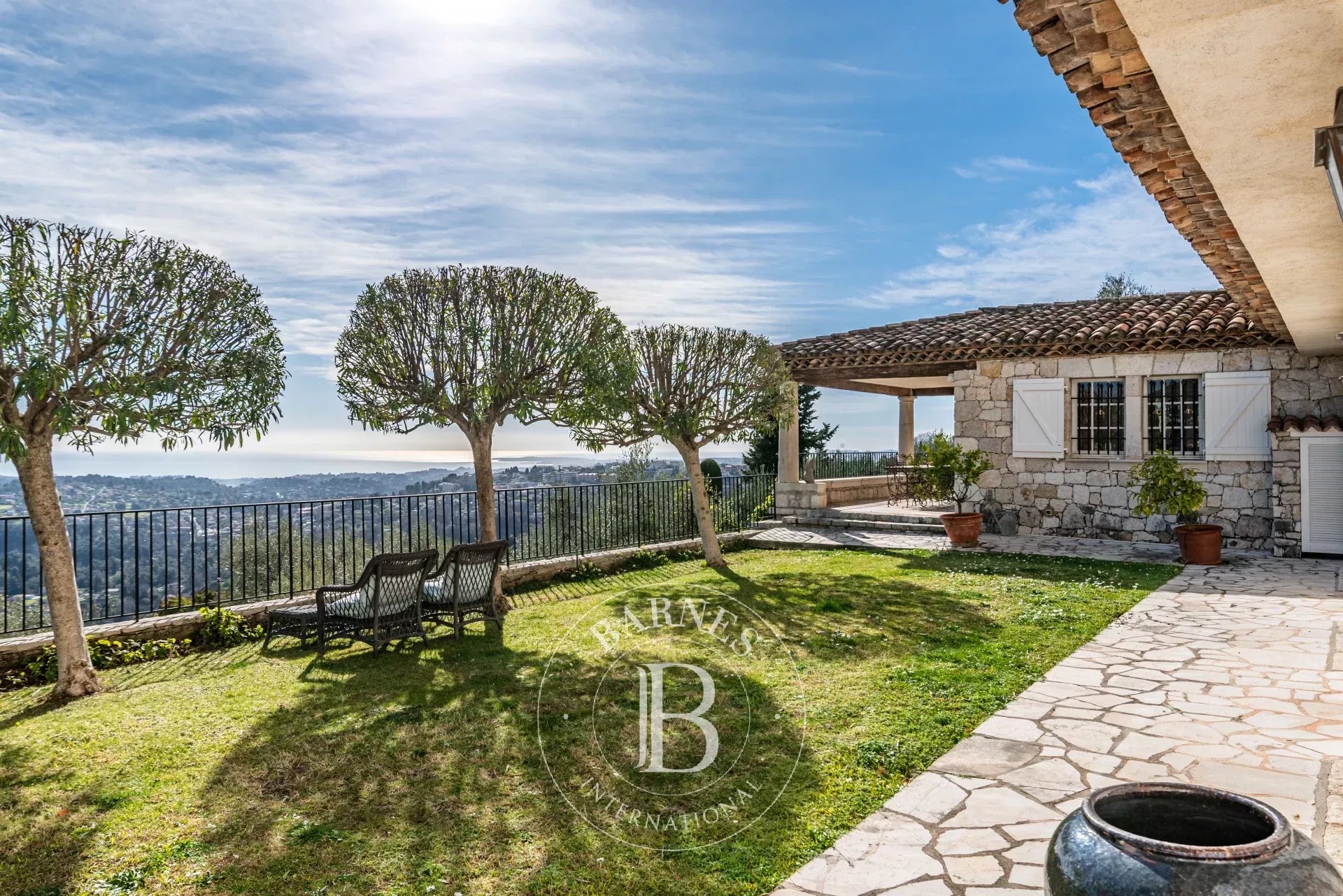 Vence - Exceptional stone Mas with panoramic sea and hill views - picture 10 title=
