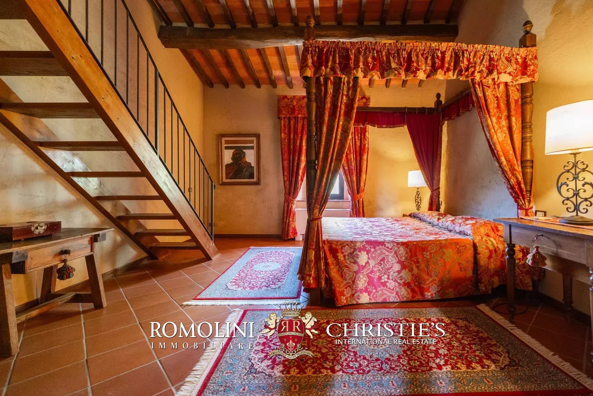 10 Bedroom Villa/Townhouse's Image 70