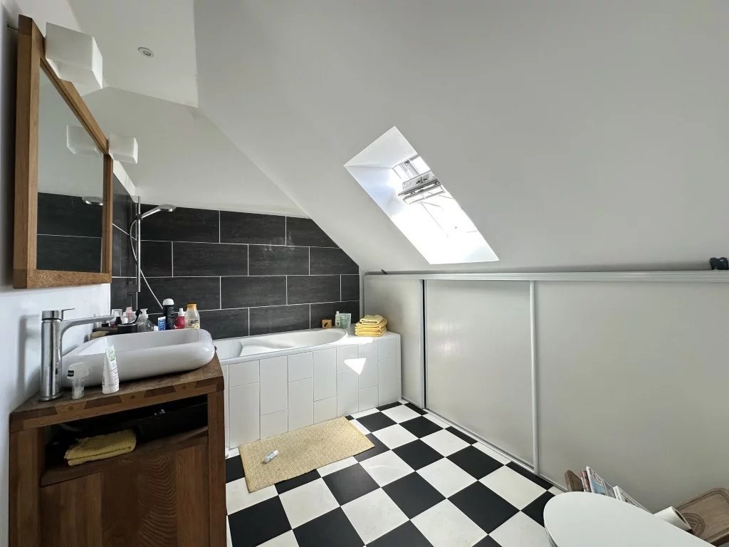 Maison en pierre avec dépendances à 2 km  Saint-Suliac, à 5 minutes de la plage –