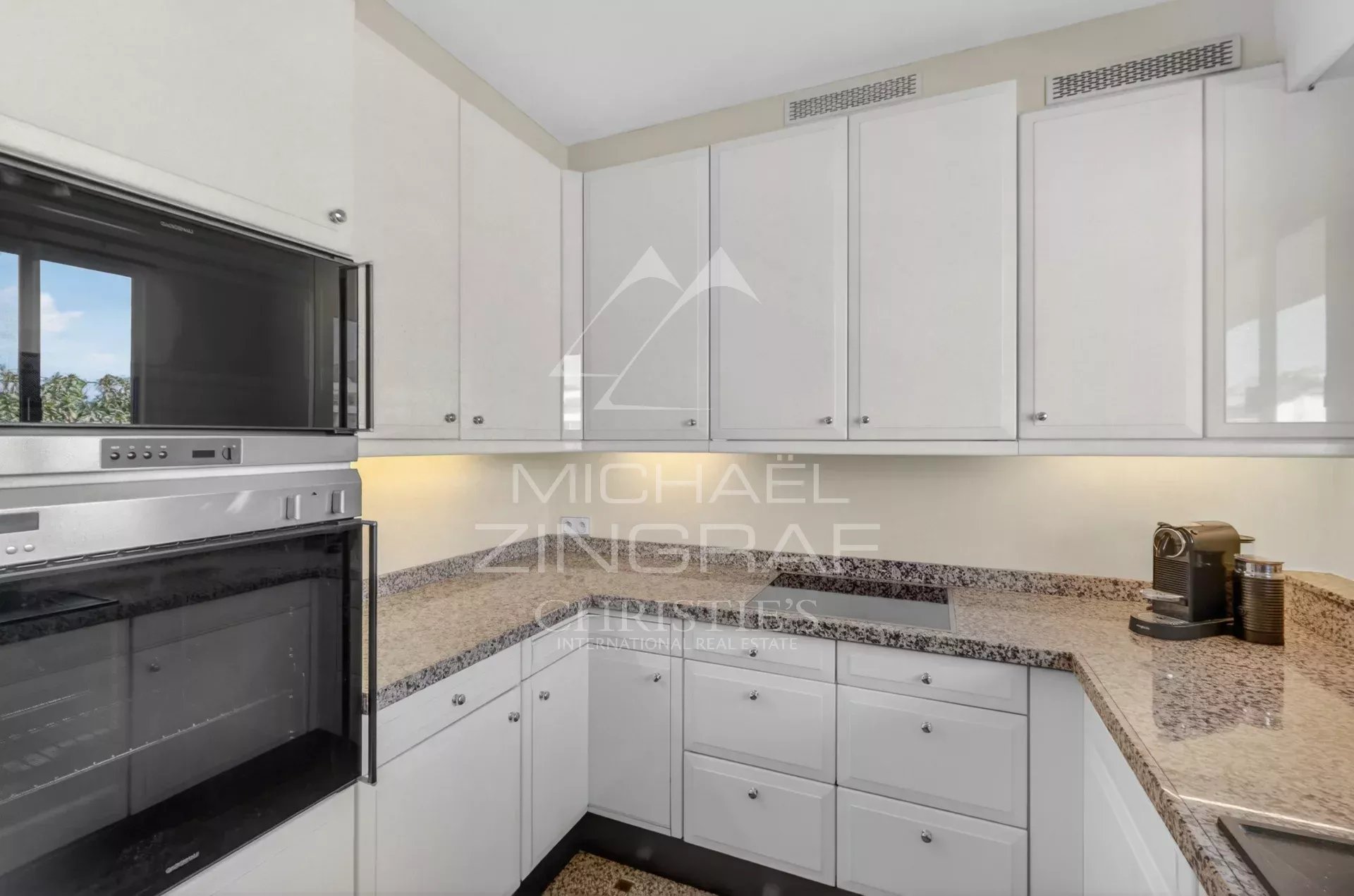 3 Bedroom Apartment/Flat's Image 15