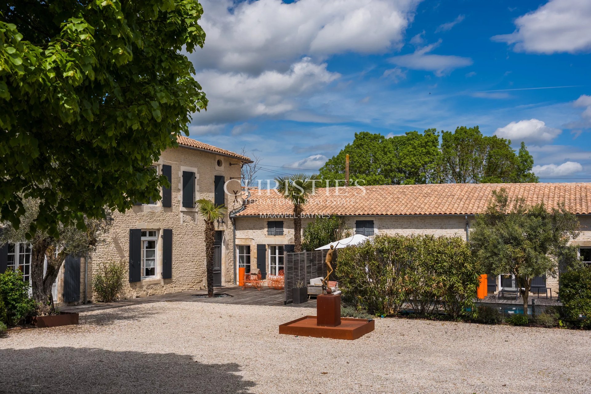 4 Bedroom Villa/Townhouse's Image 30