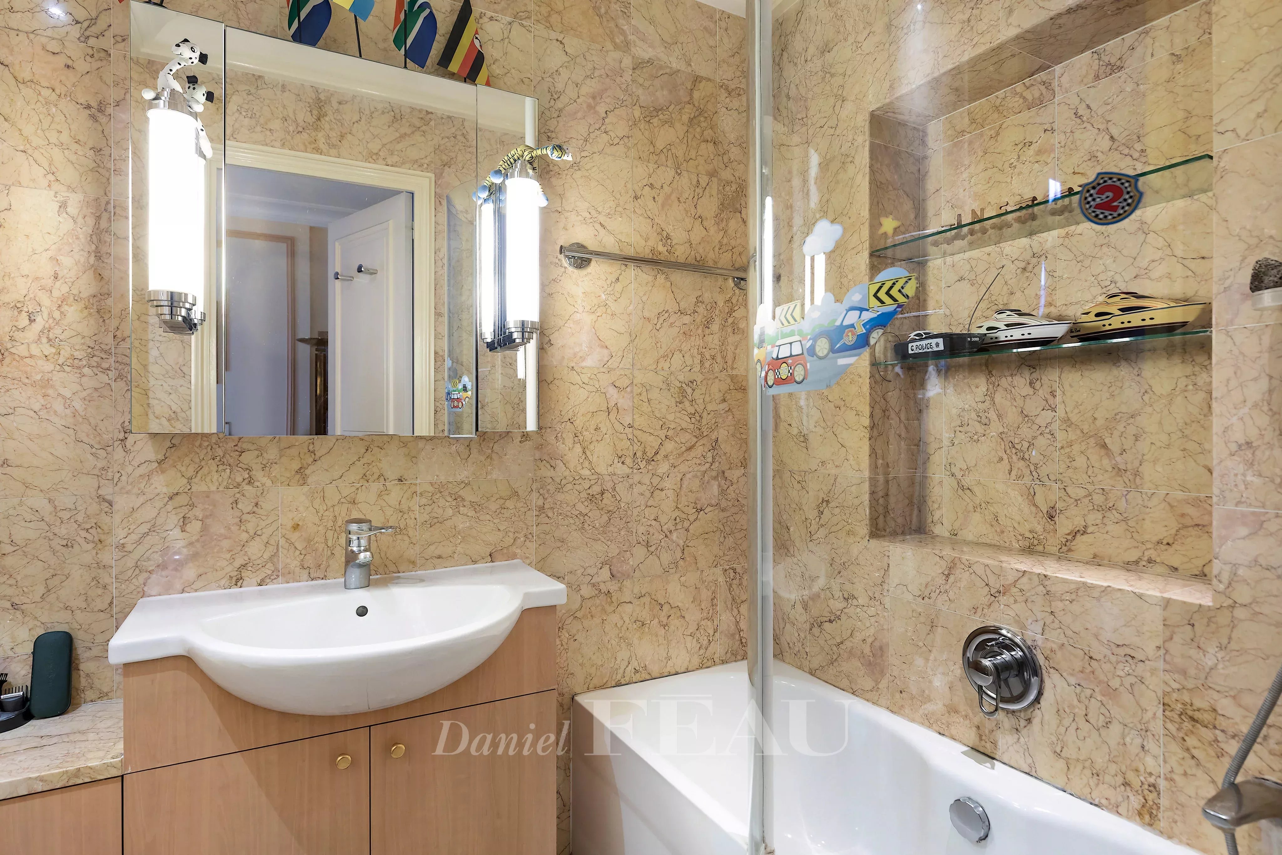 Rental Apartment Paris 16th