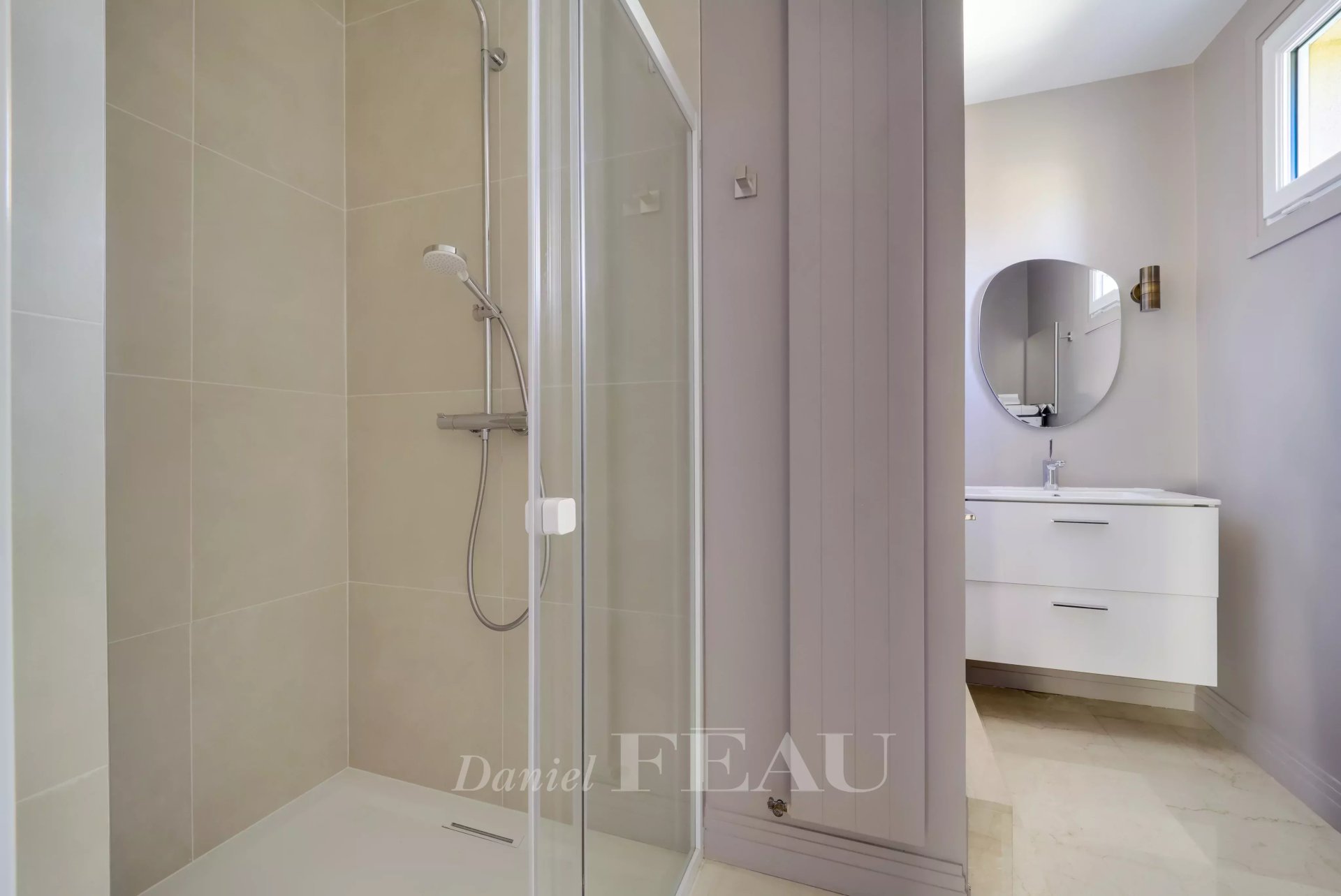 4 Bedroom Villa/Townhouse's Image 9