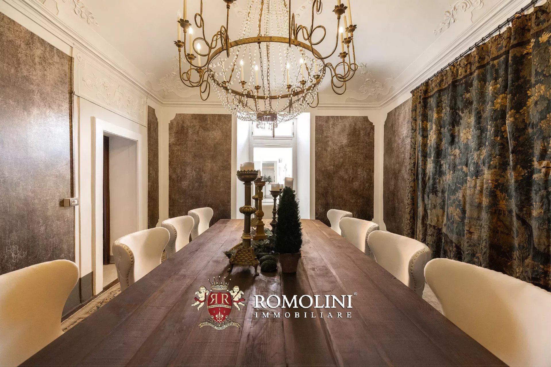 4 Bedroom Villa/Townhouse's Image 39