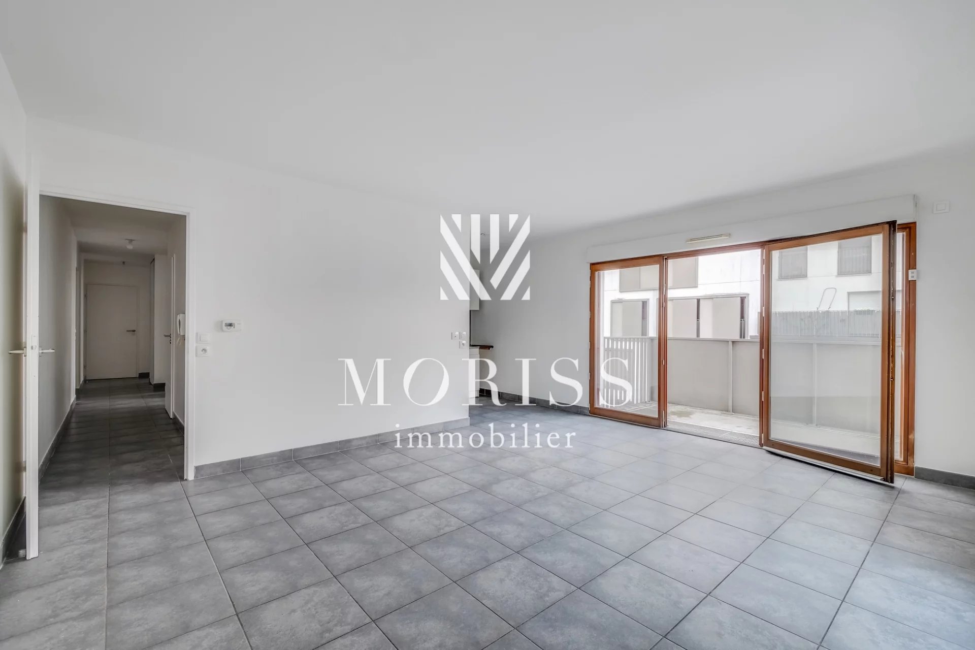 APPARTEMENT 4 PIÈCES / 81M2 / BALCON / PARKING - Image Array