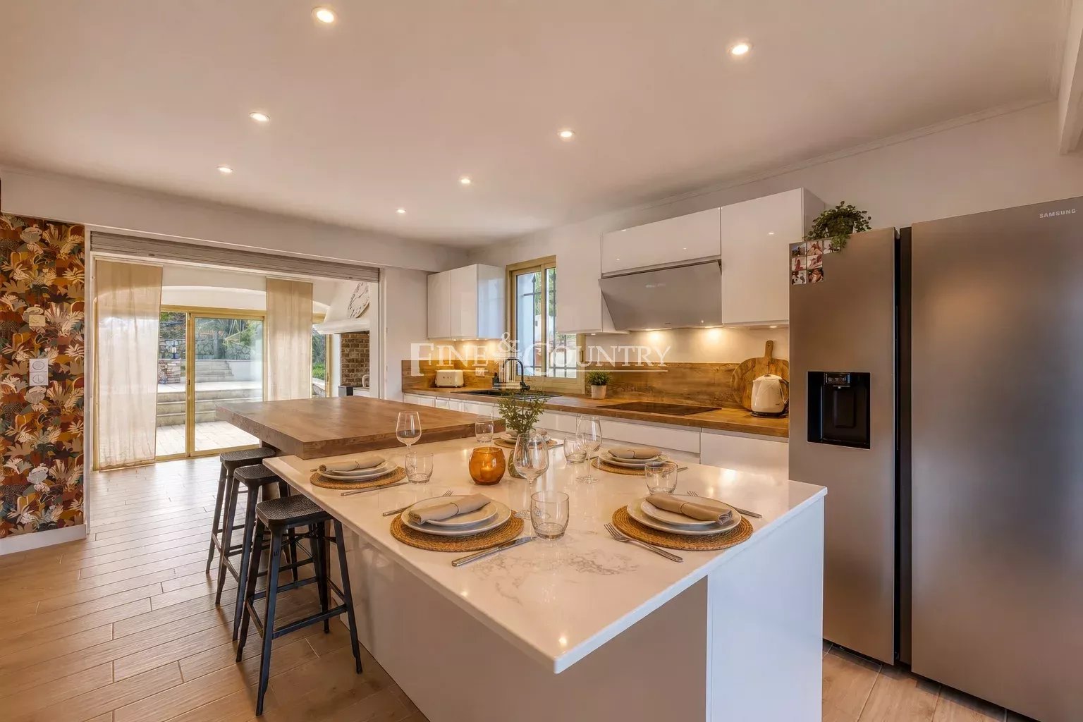 Photo of For sale  Villa in Valbonne - Panoramic view