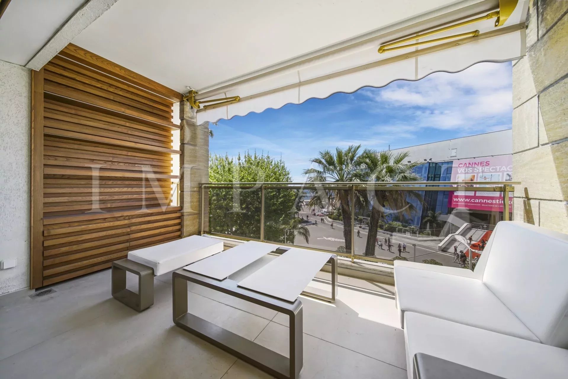 Cannes palais des festivals Appartement à louer vue mer