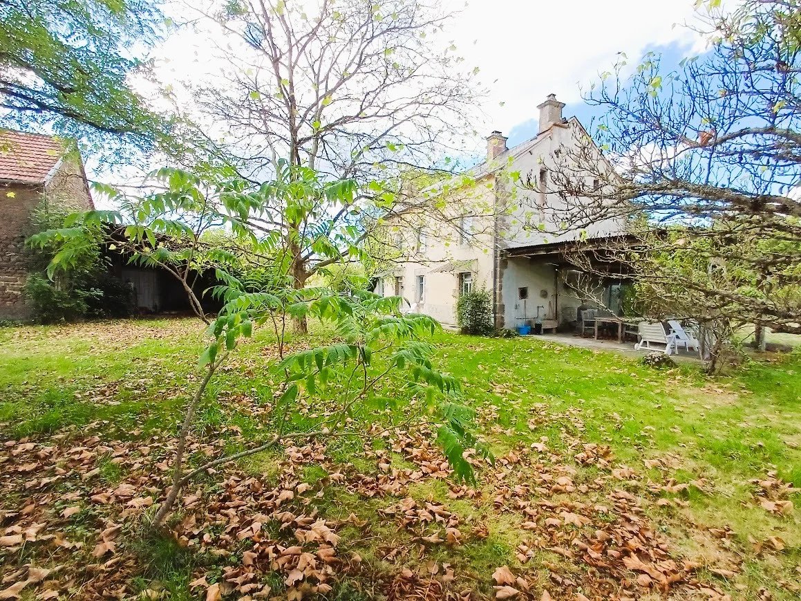 À vendre en Creuse, une belle maison, un gîte et 2660 m² - Photo 3