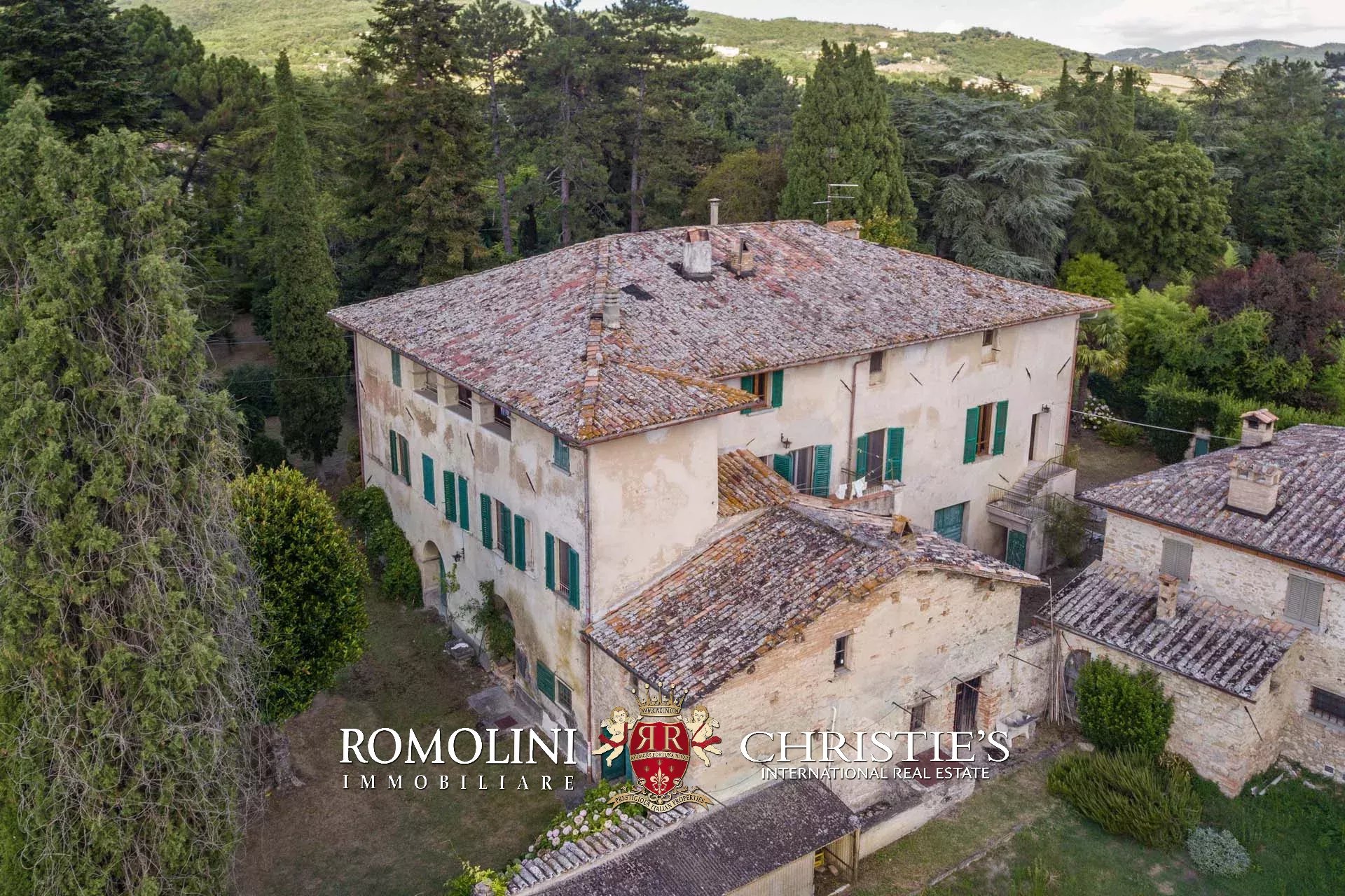 6 Bedroom Villa/Townhouse's Image 6