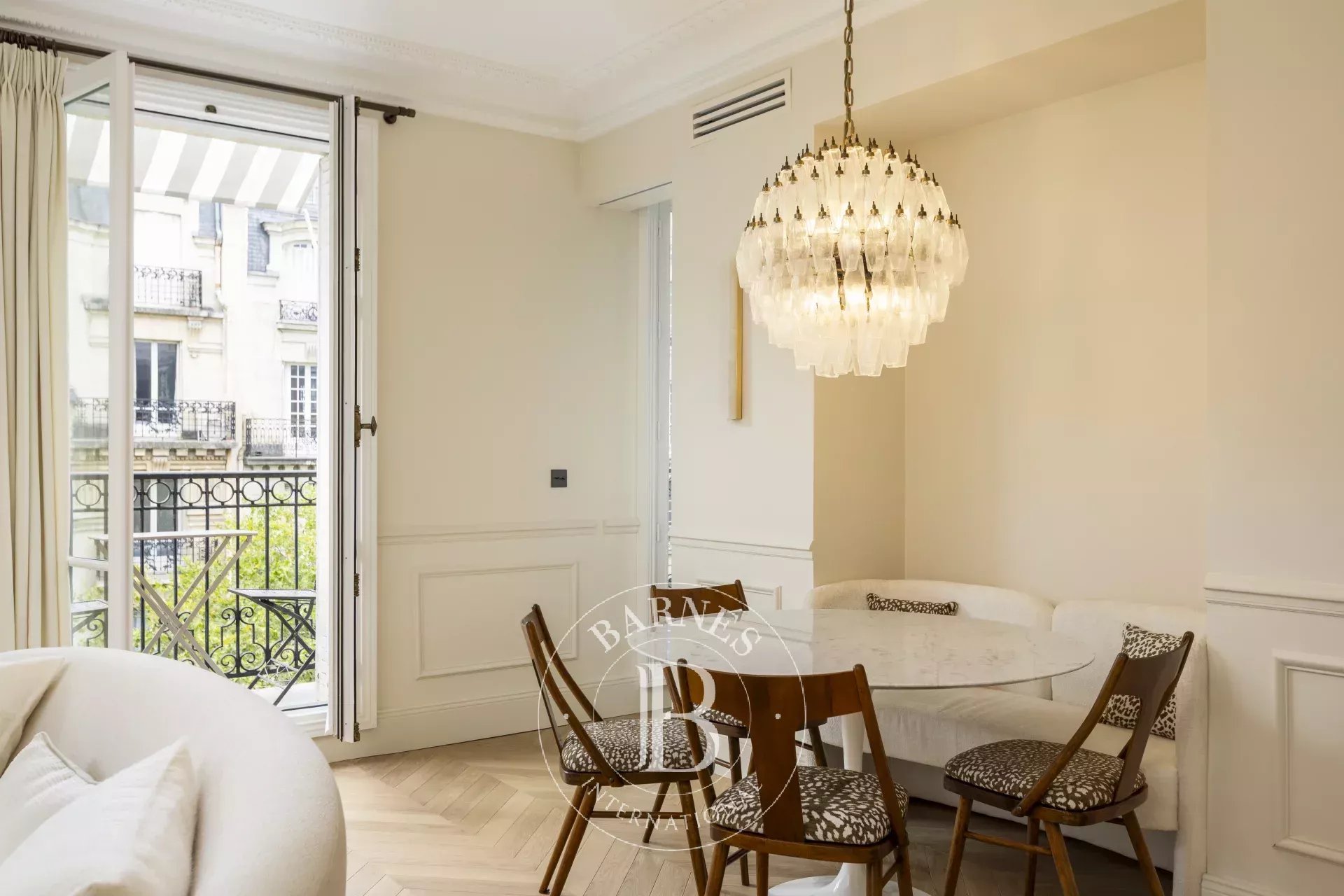 Daire Paris 7ème - picture 4