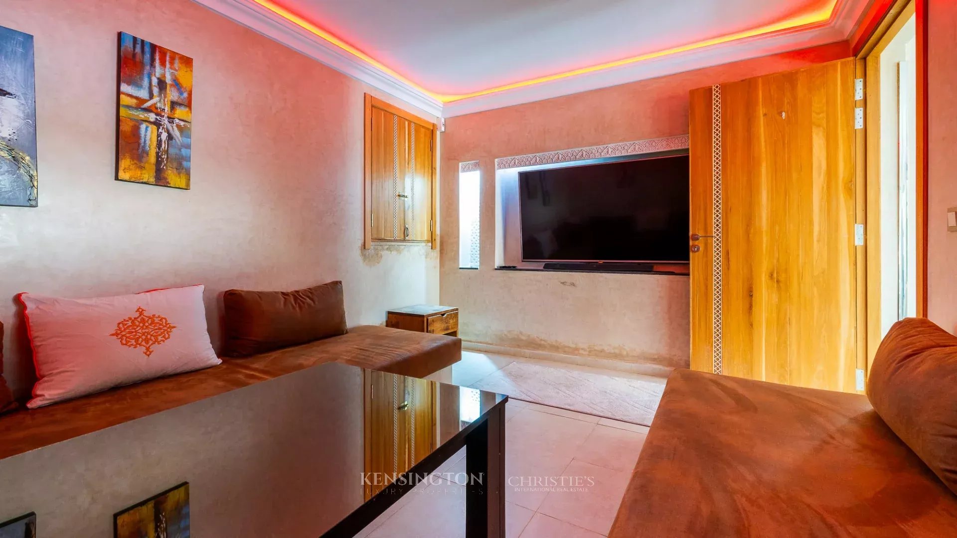 9 Bedroom Villa/Townhouse's Image 22