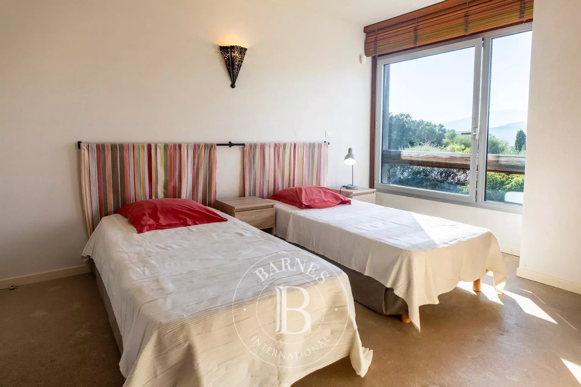 Sainte-Lucie-de-Porto-Vecchio  - Villa  - picture 13