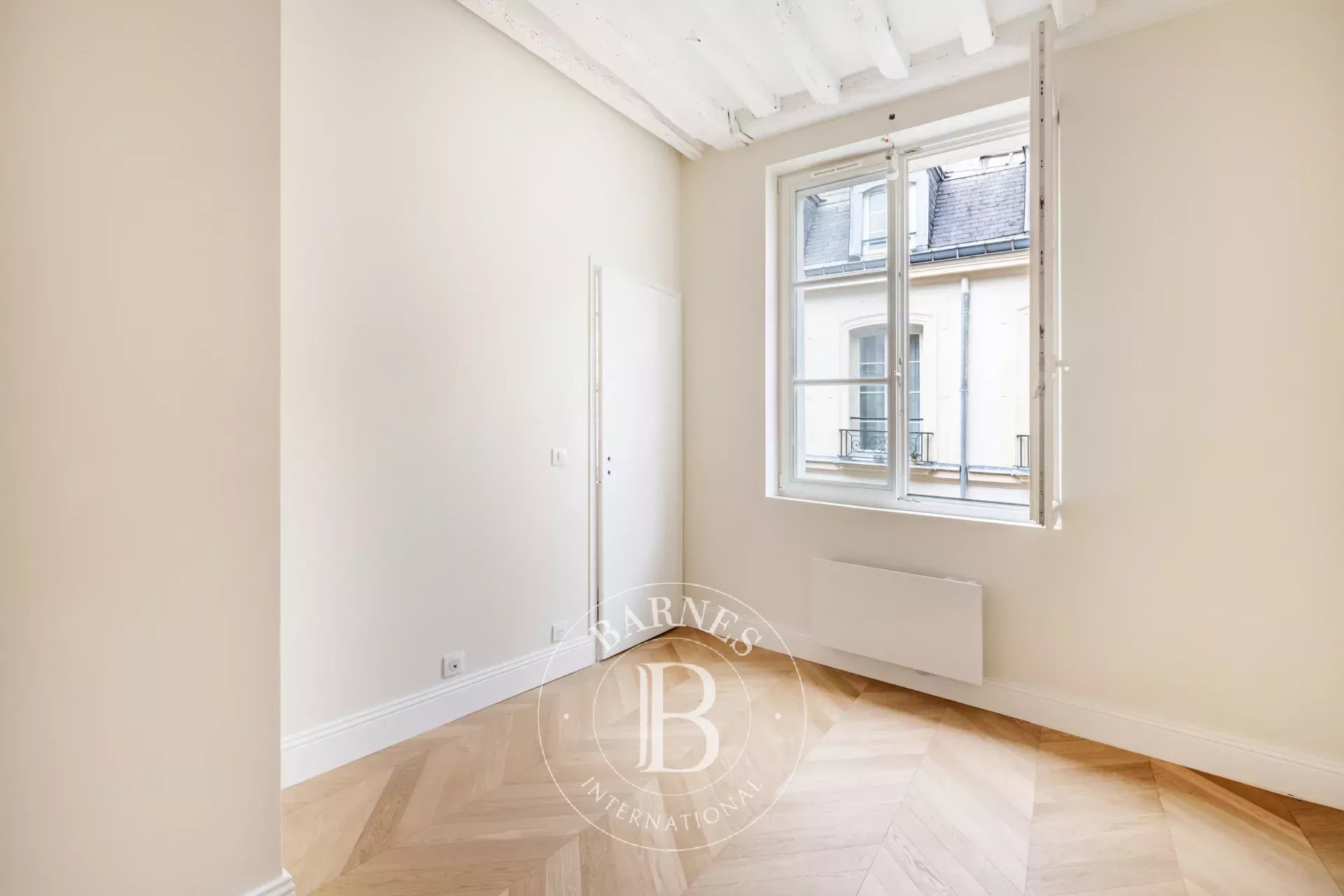 Daire Paris 3ème - picture 7