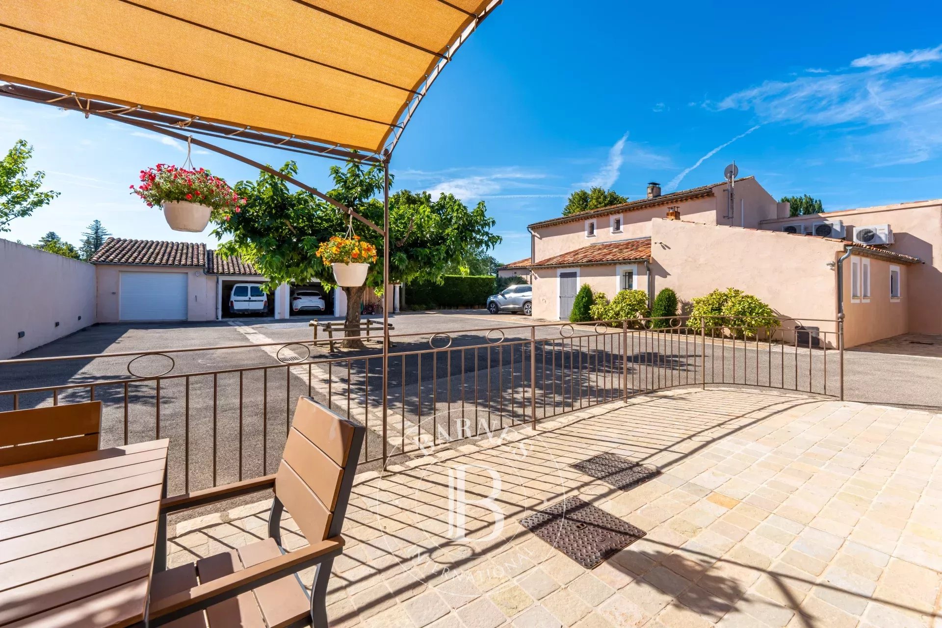 Villa Villelaure - picture 14