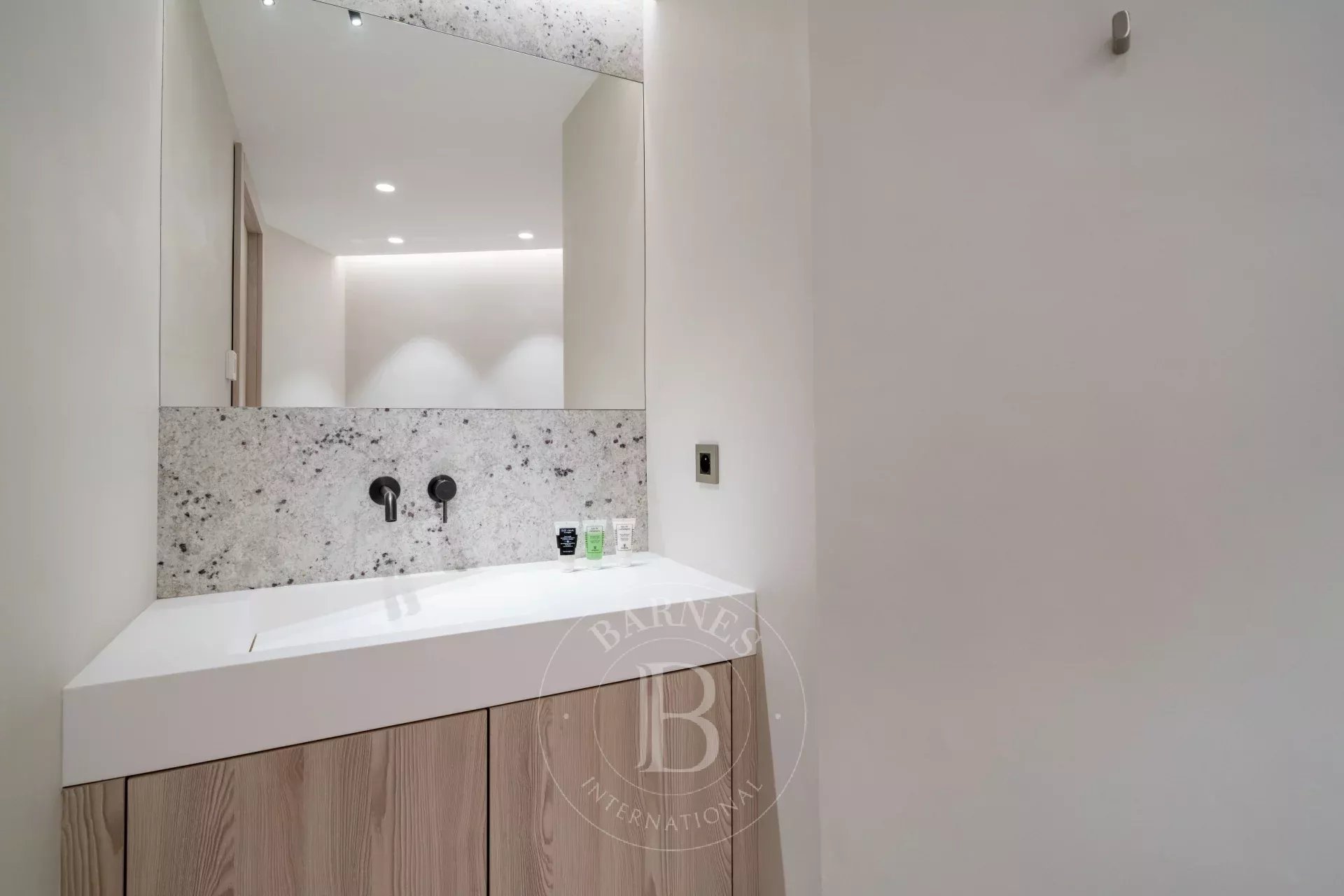 Daire Cannes - picture 13