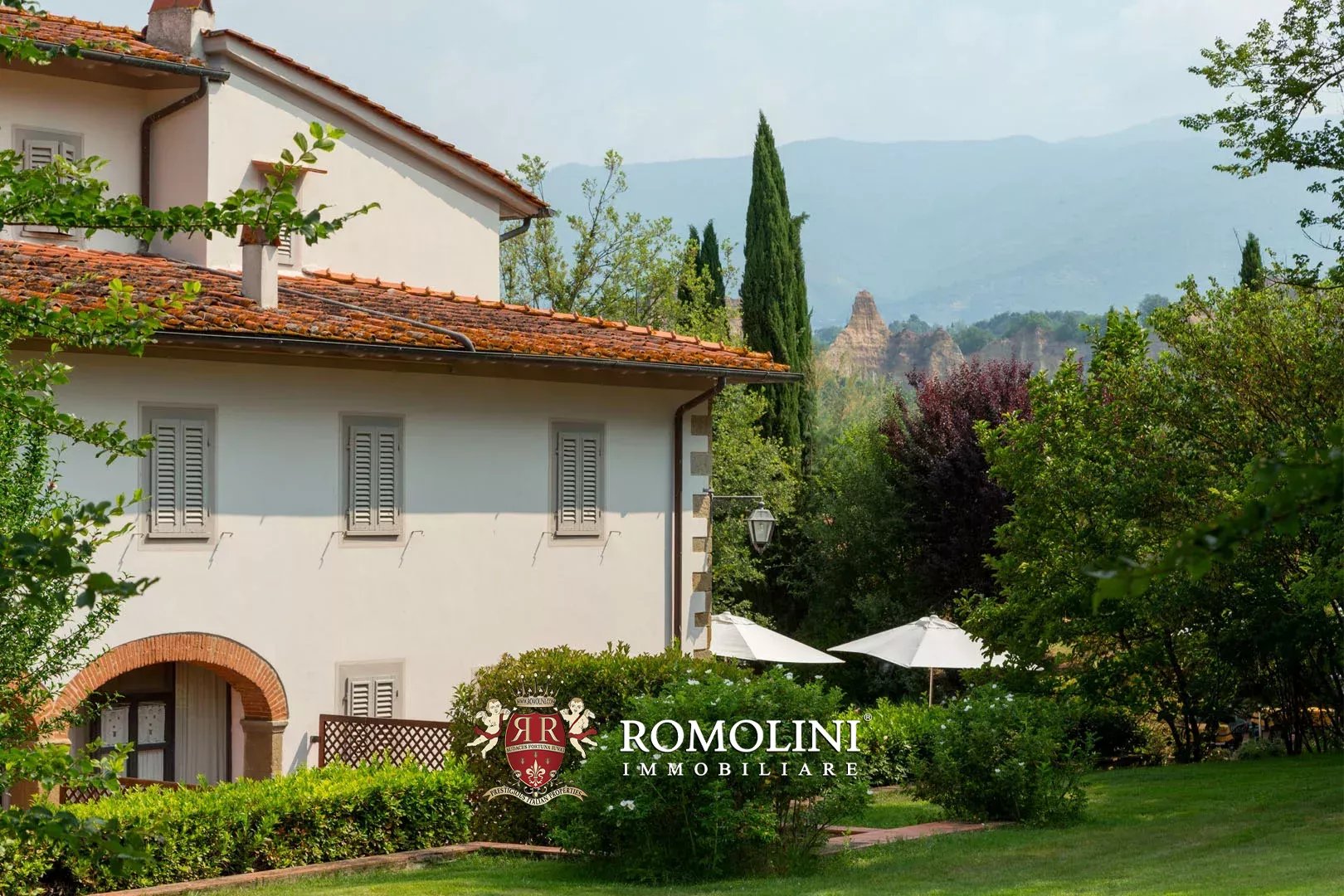 20 Bedroom Villa/Townhouse's Image 4