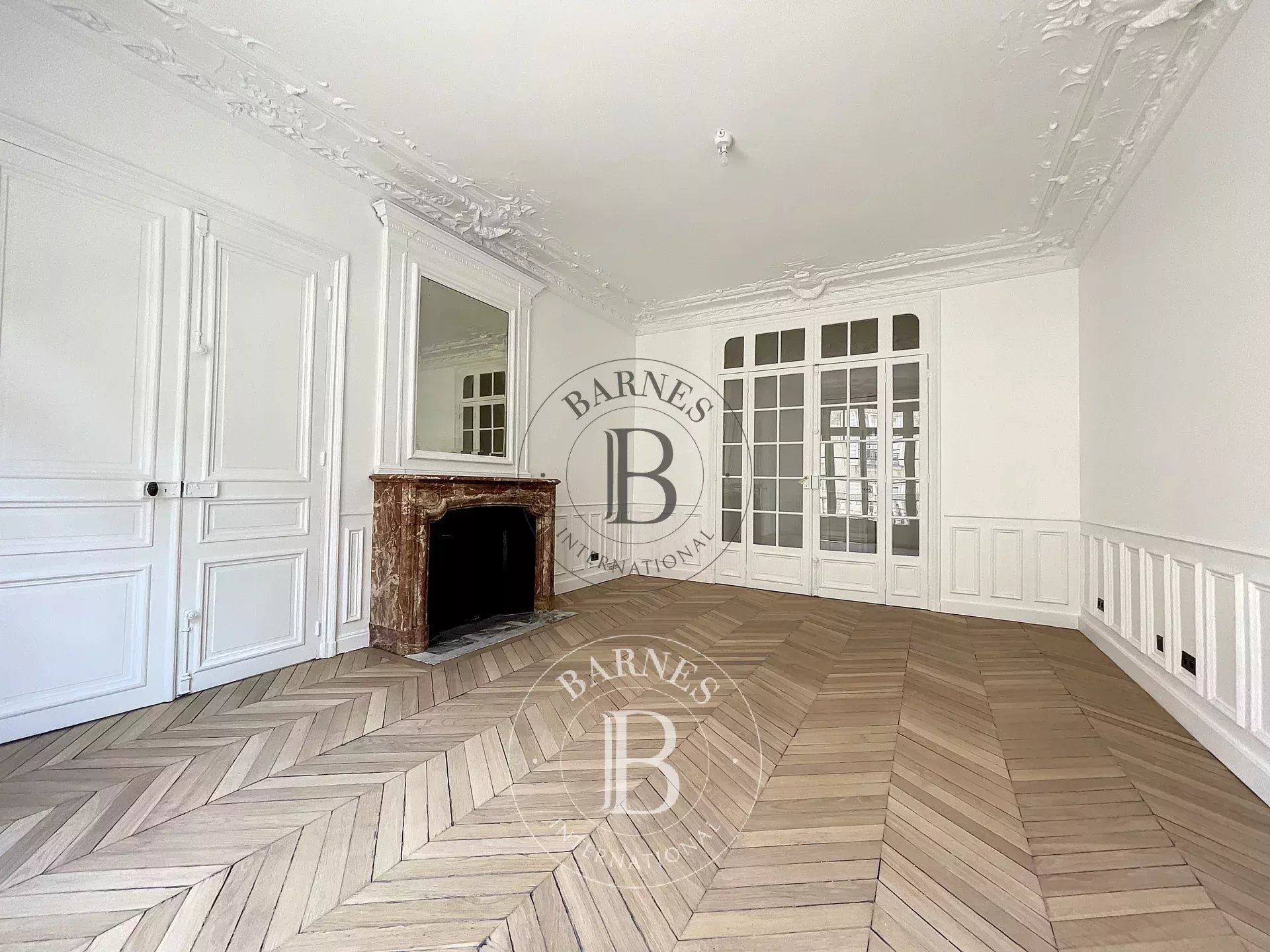 Daire Paris 8ème - picture 8