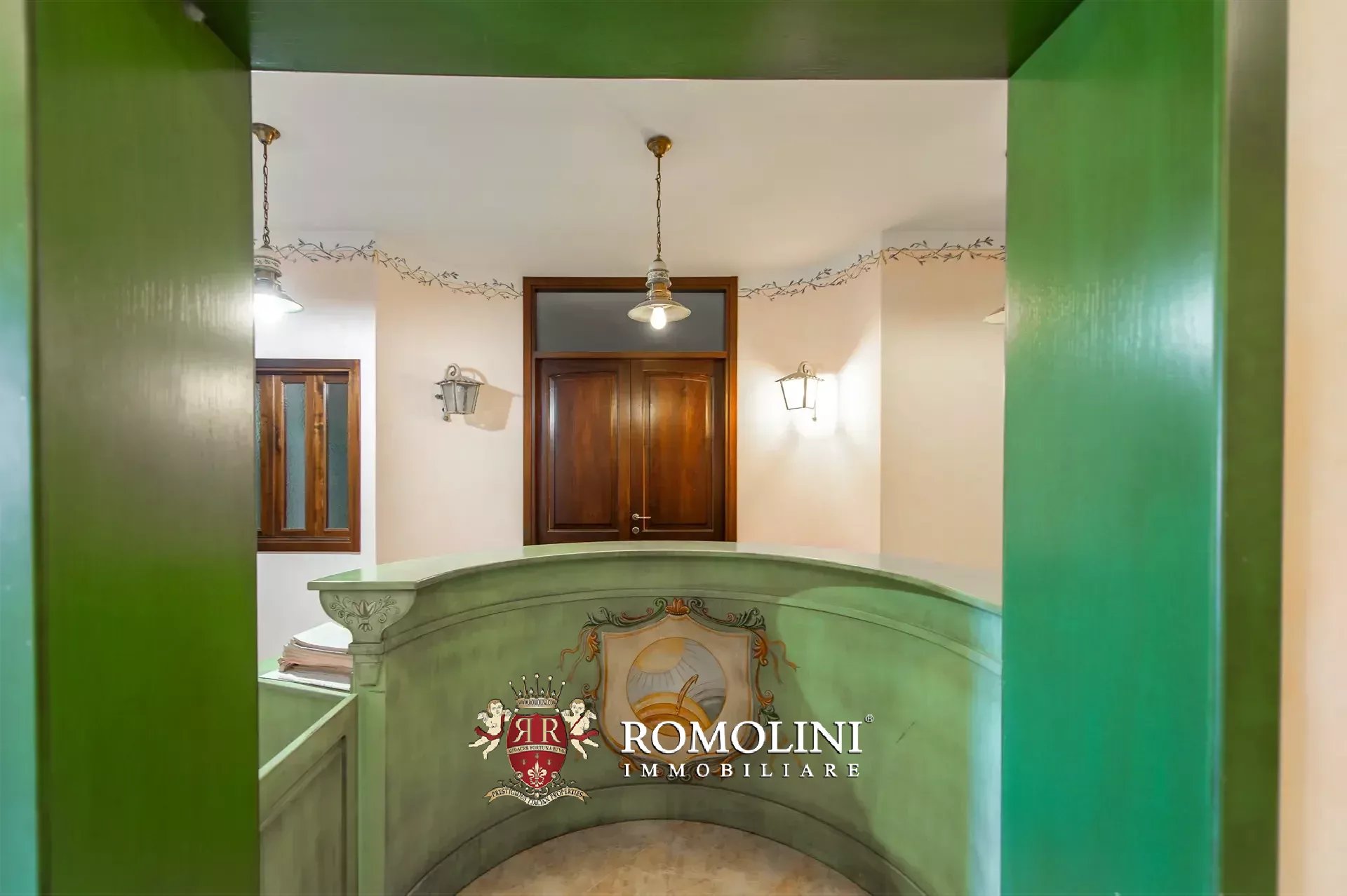 6 Bedroom Villa/Townhouse's Image 38