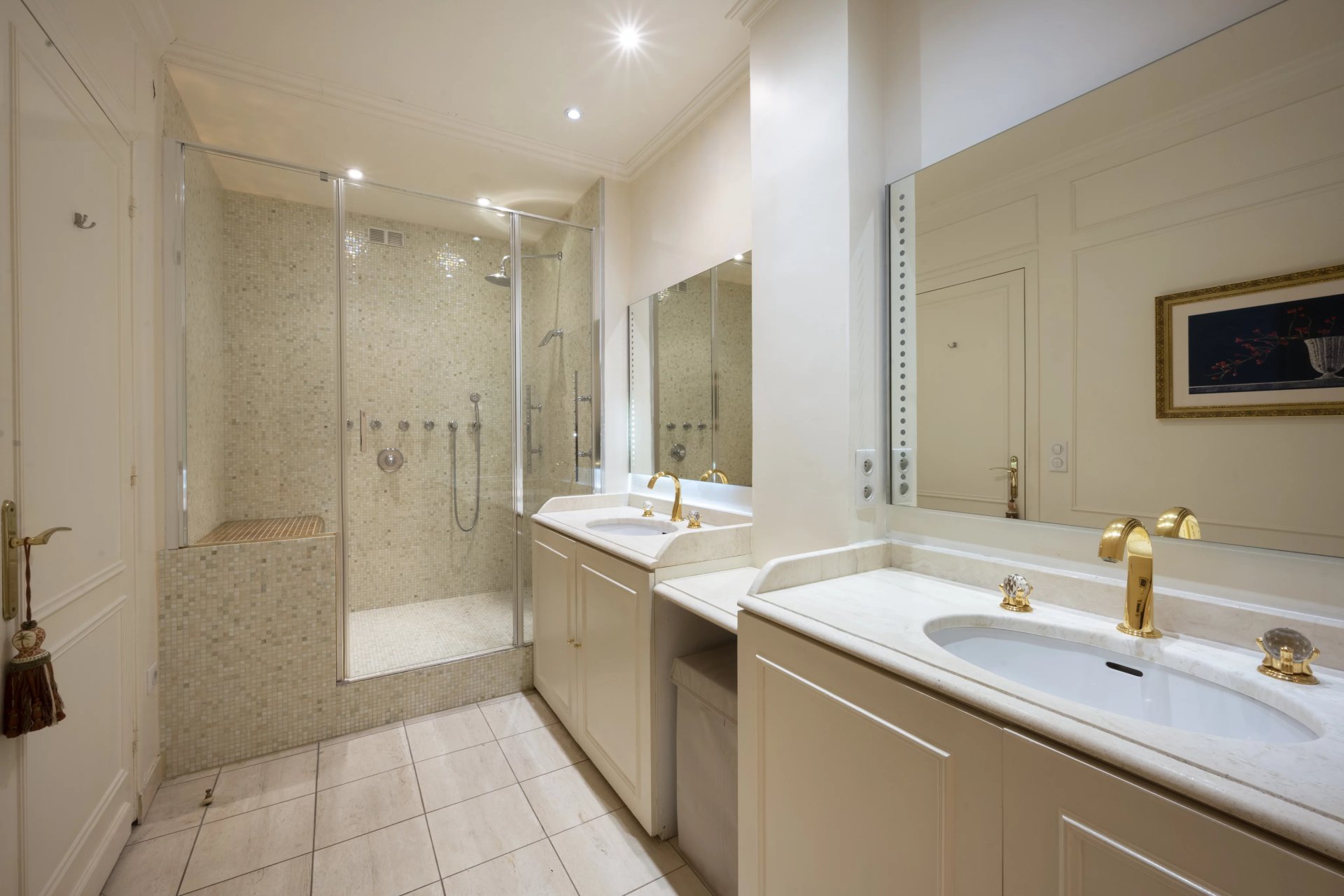 3 Bedroom Apartment/Flat's Image 5