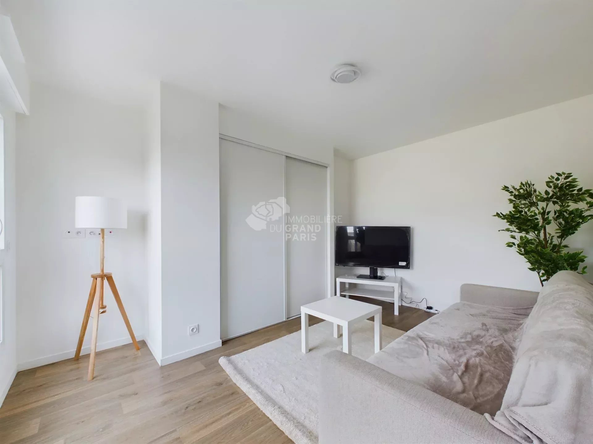 LOCATION APPARTEMENT T1bis MEUBLE