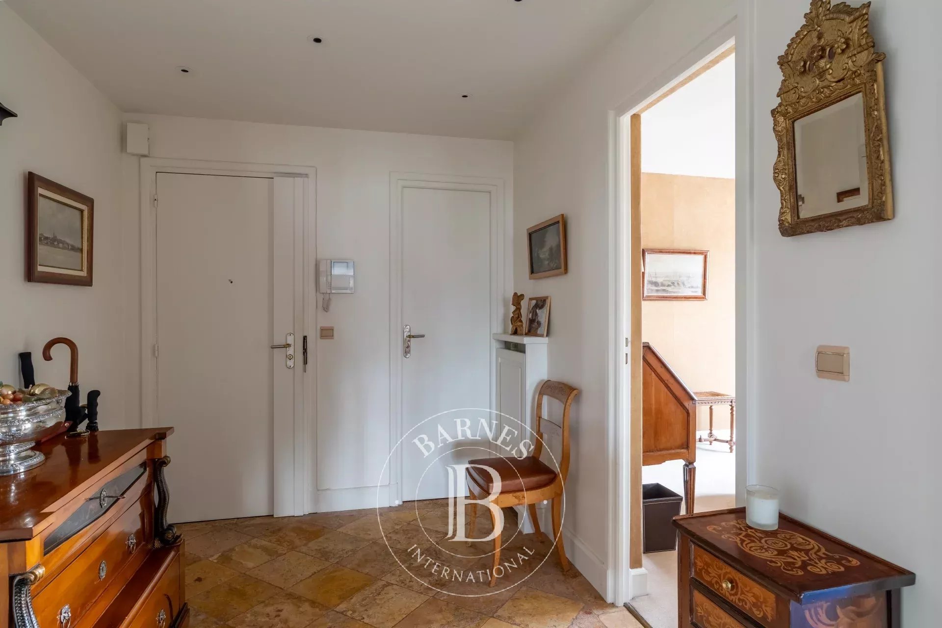 Квартира Neuilly-sur-Seine - picture 19
