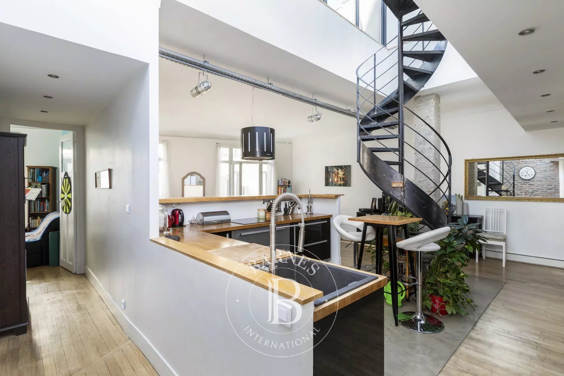 Daire Paris 8ème - picture 4