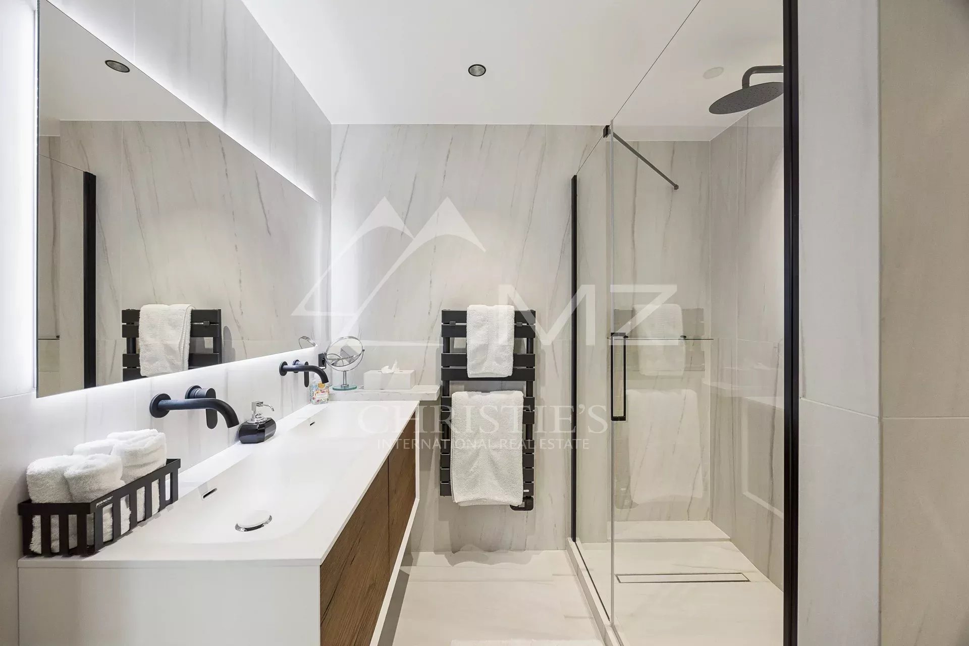 3 Bedroom Apartment/Flat's Image 8