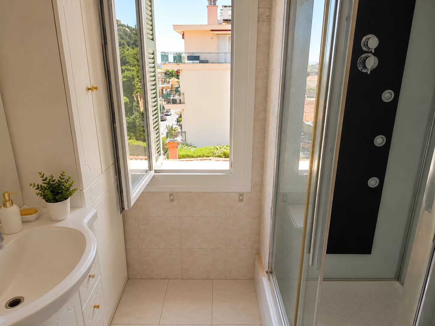 Parc Impérial – Appartement de caractère avec un potentiel exceptionnel et garage — photo 11