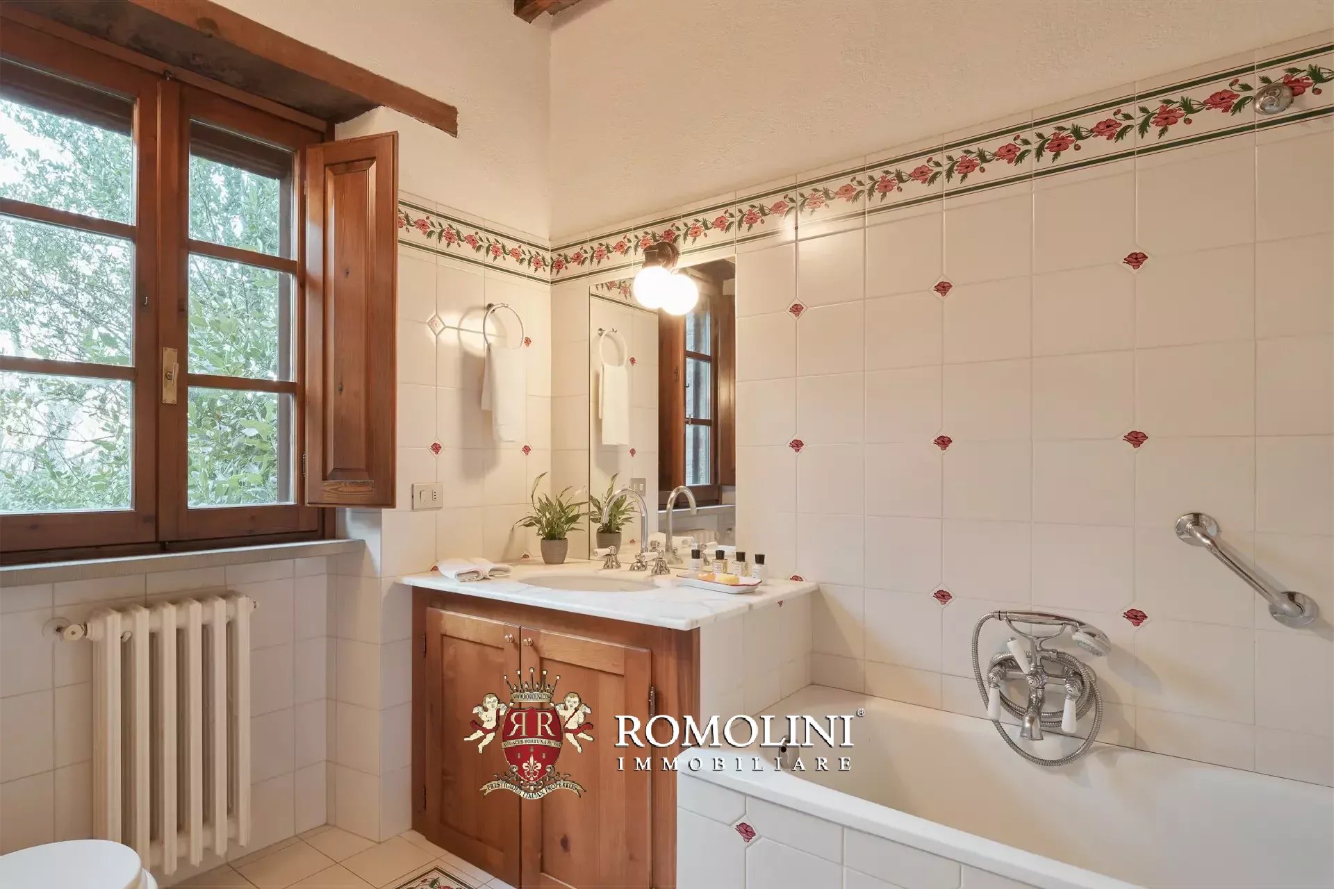 15 Bedroom Villa/Townhouse's Image 51