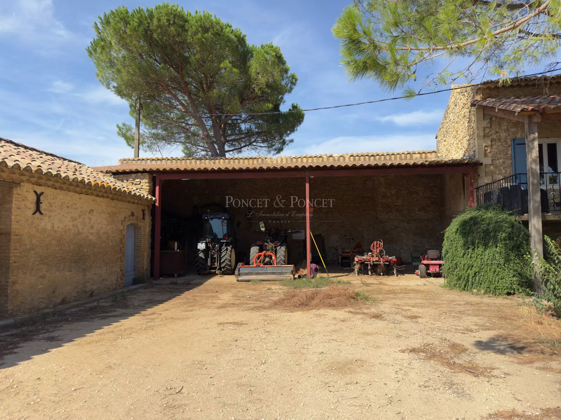 4 Bedroom Villa/Townhouse's Image 4