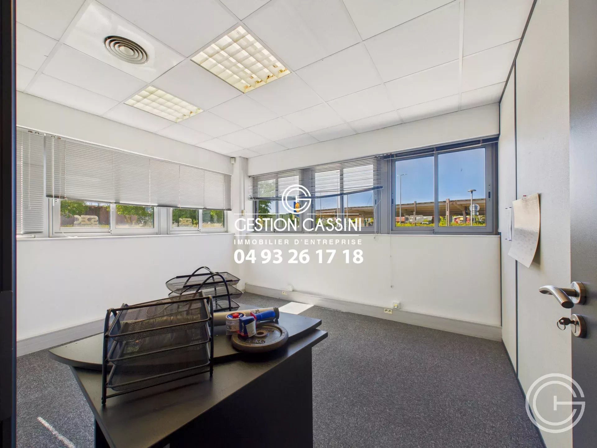 BUREAU DE 330M² À LOUER – 118 FRANCIS PERRIN – ZI LE ROUSSET - Photo 2